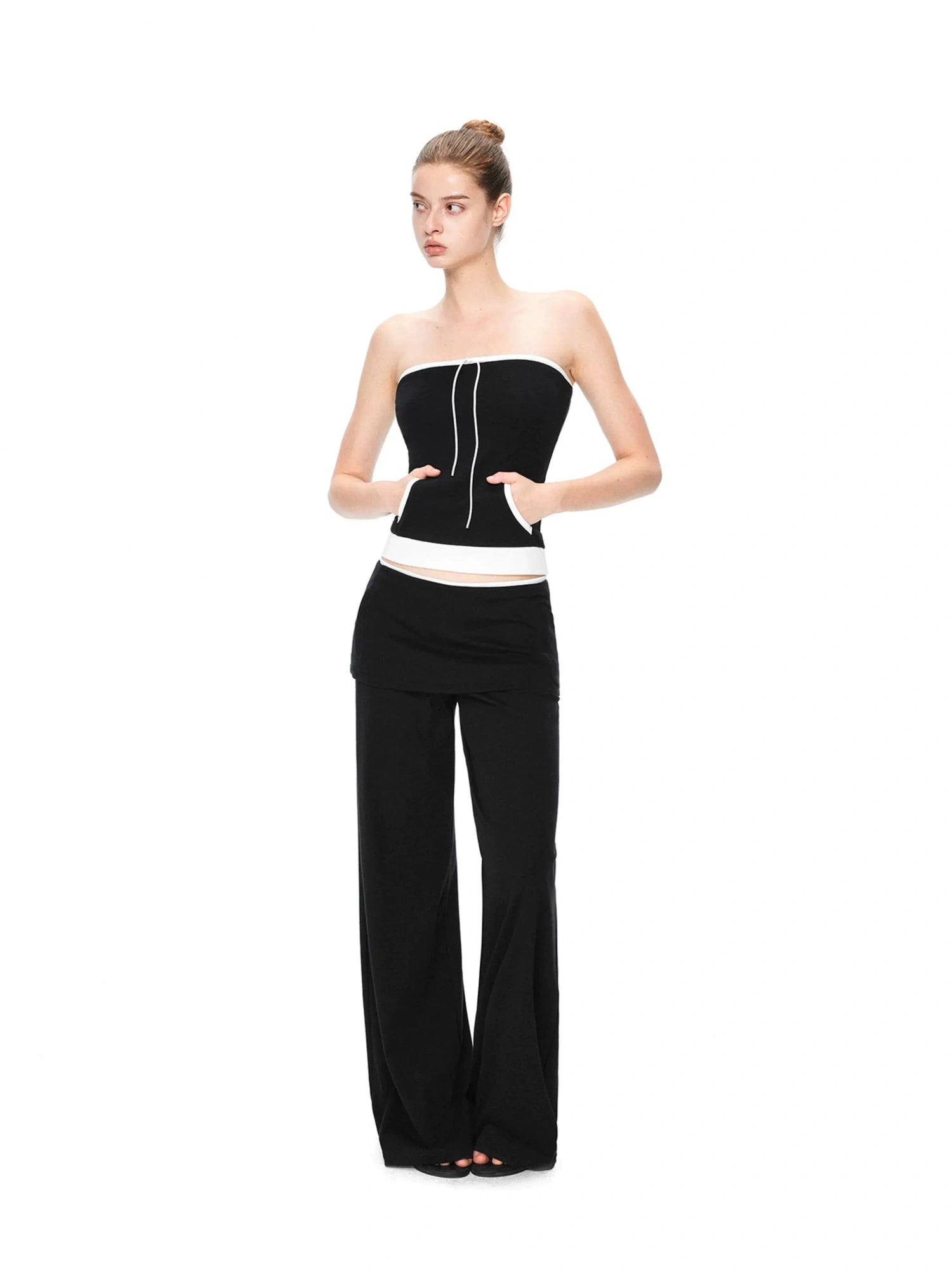 kvkv Contrast Pocket Kangaroo Crop Top