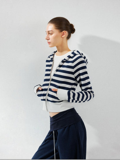 kvkv Cropped Raglan Hoodie Color Point Stripe