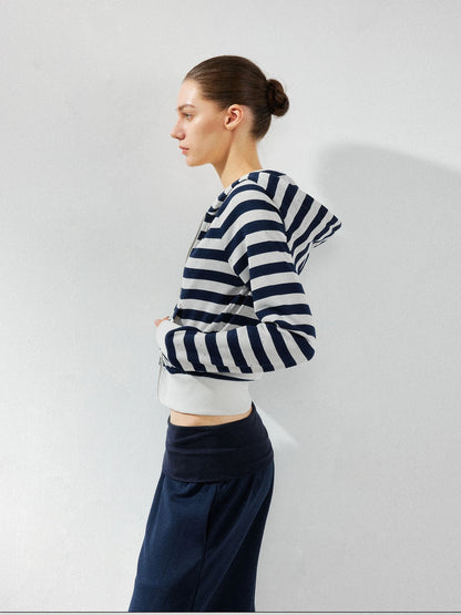 kvkv Cropped Raglan Hoodie Color Point Stripe
