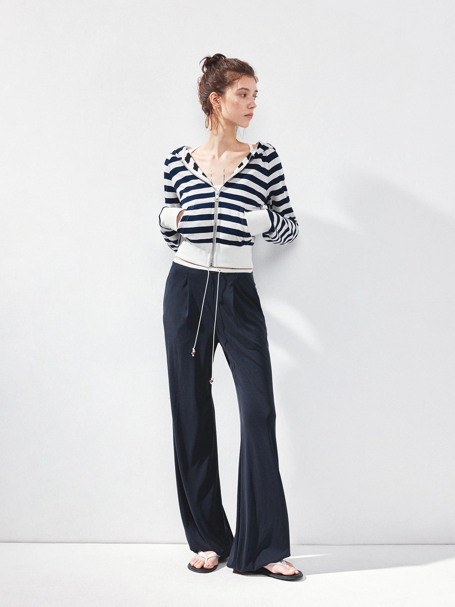 kvkv Cropped Raglan Hoodie Color Point Stripe
