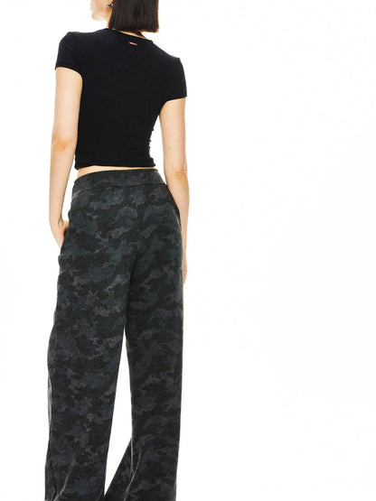 kvkv Curve Fit Camouflage Cargo Joggers