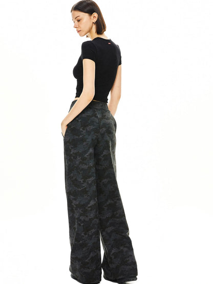 kvkv Curve Fit Camouflage Cargo Joggers