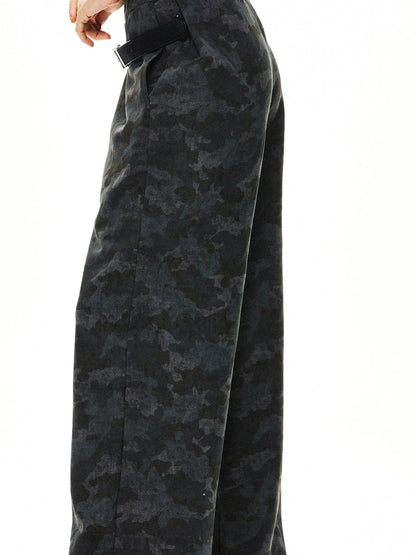 kvkv Curve Fit Camouflage Cargo Joggers