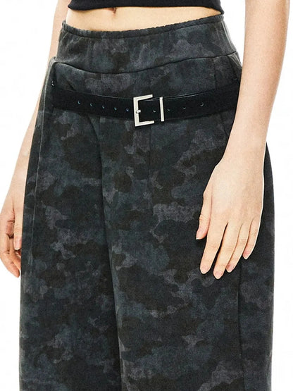 kvkv Curve Fit Camouflage Cargo Joggers