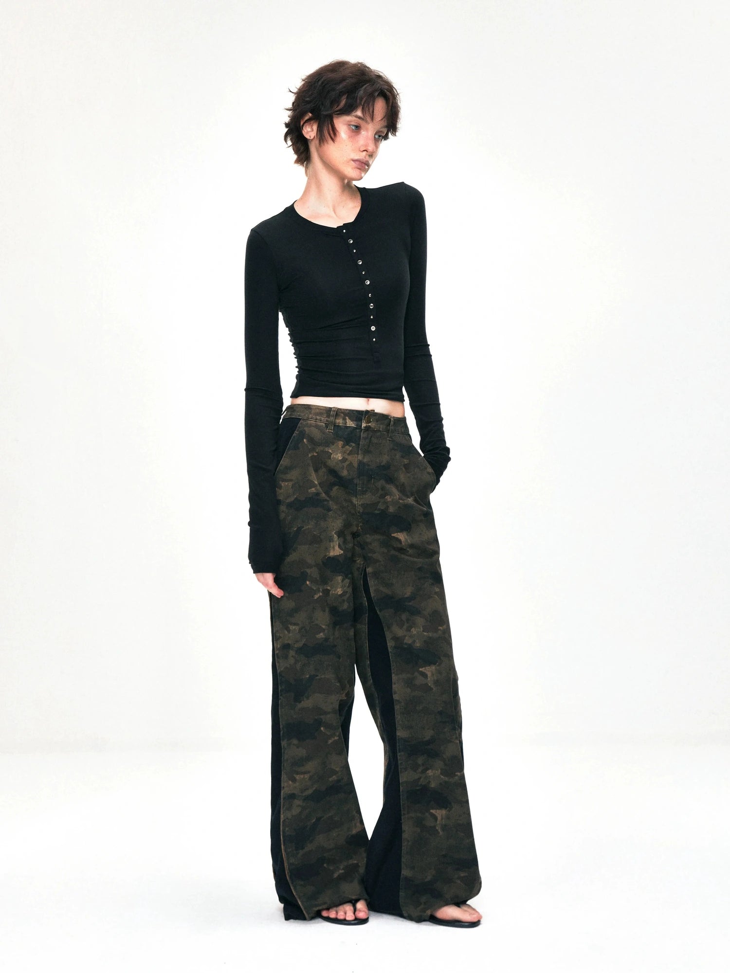 kvkv Deconstructed Camo Cargo Pants With Adjustable Zip