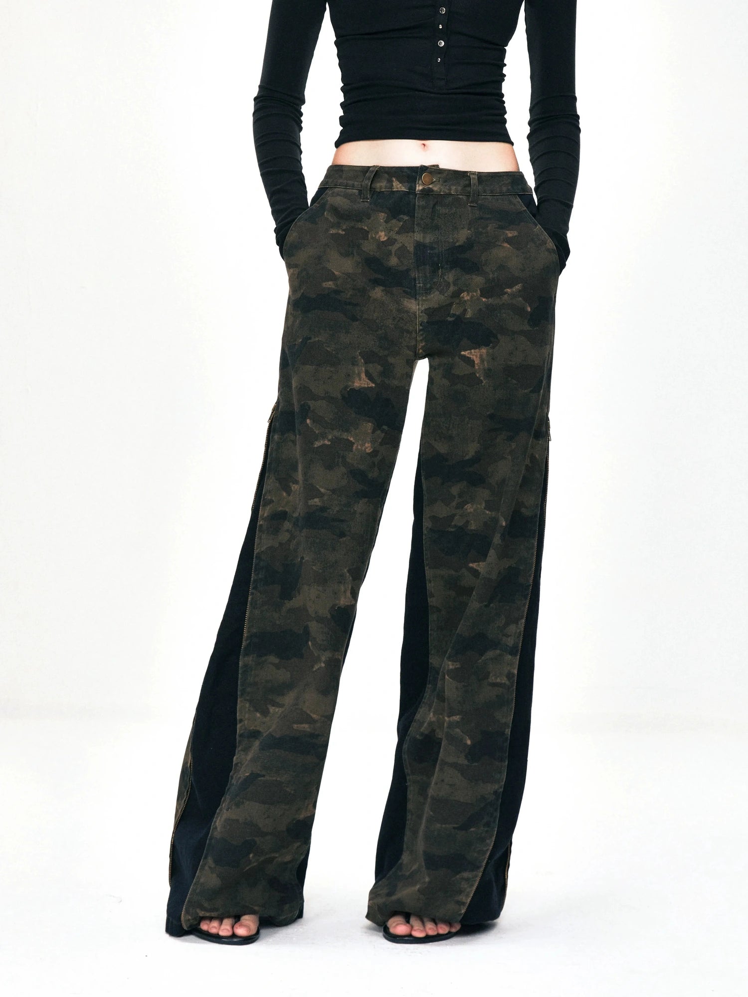 kvkv Deconstructed Camo Cargo Pants With Adjustable Zip