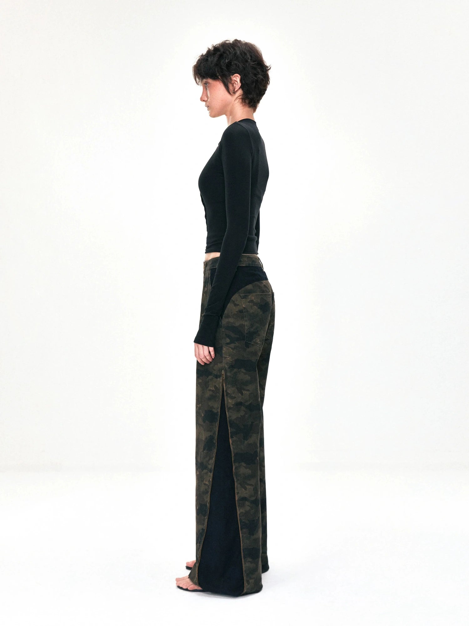 kvkv Deconstructed Camo Cargo Pants With Adjustable Zip