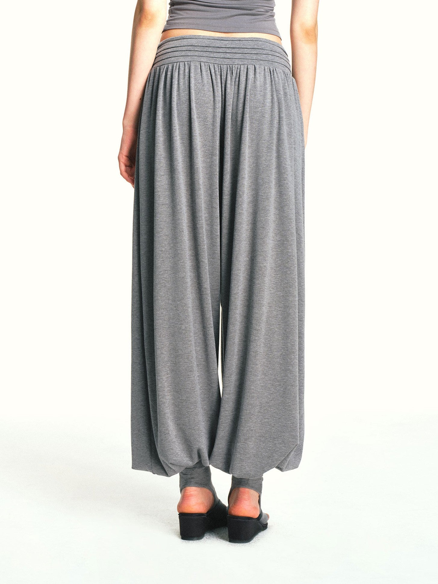 kvkv Deep Gray Bamboo Leaf Pleated Wide Waist Women&