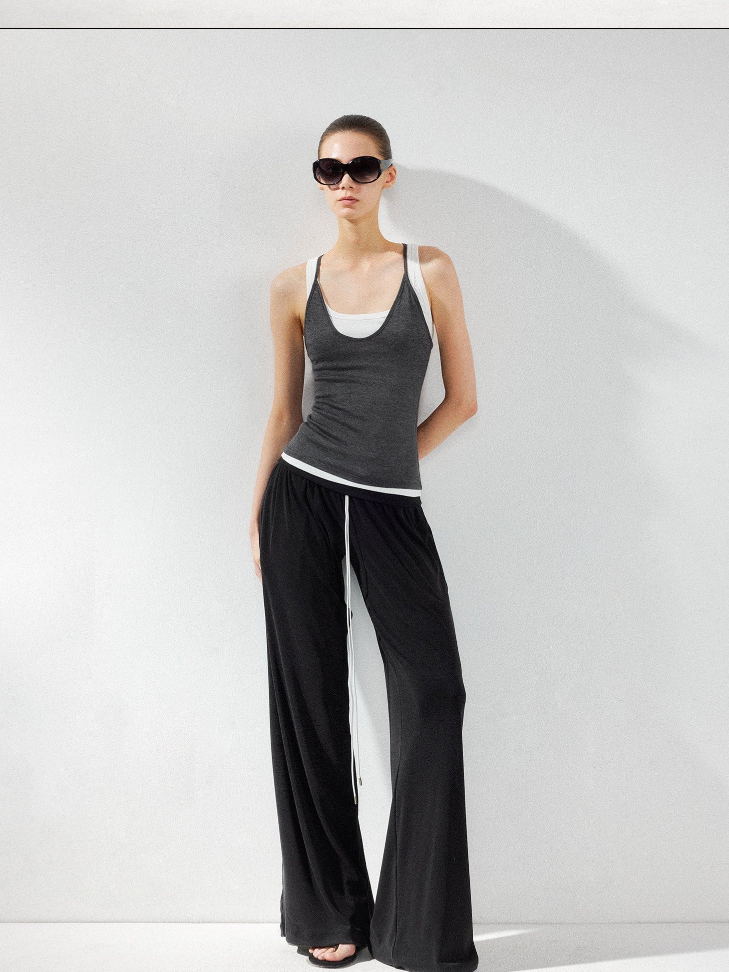 kvkv Deep Gray Contrast Faux Two Piece U Neck Women&