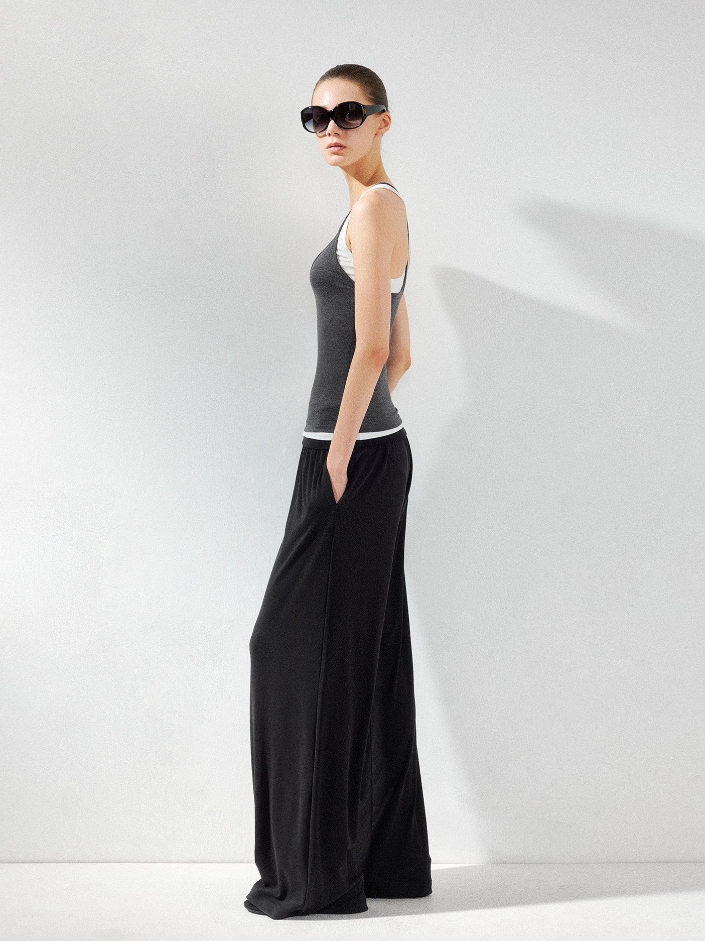 kvkv Deep Gray Contrast Faux Two Piece U Neck Women&