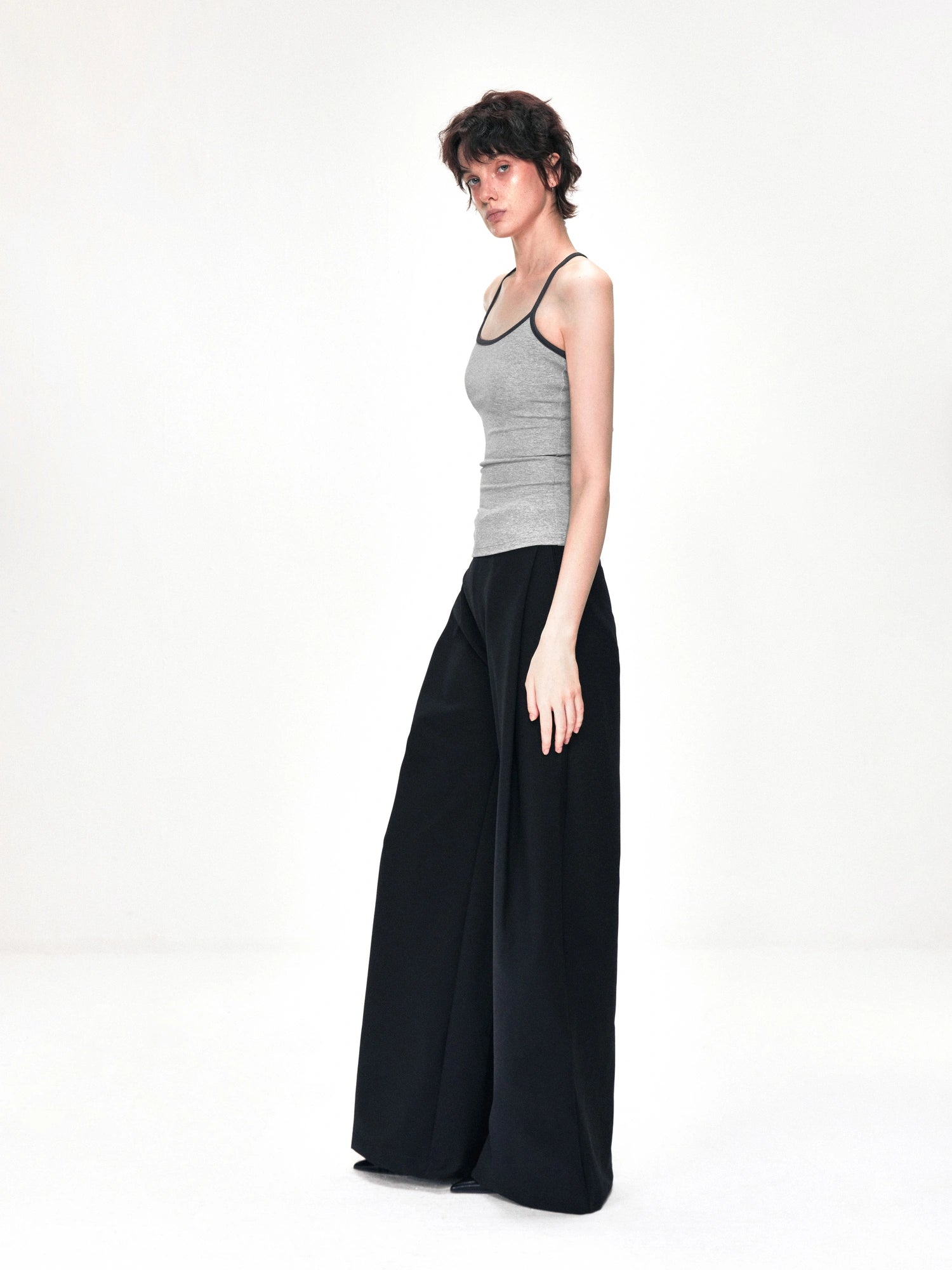 kvkv Elastic Tank Top Slim Fit Cropped Cami