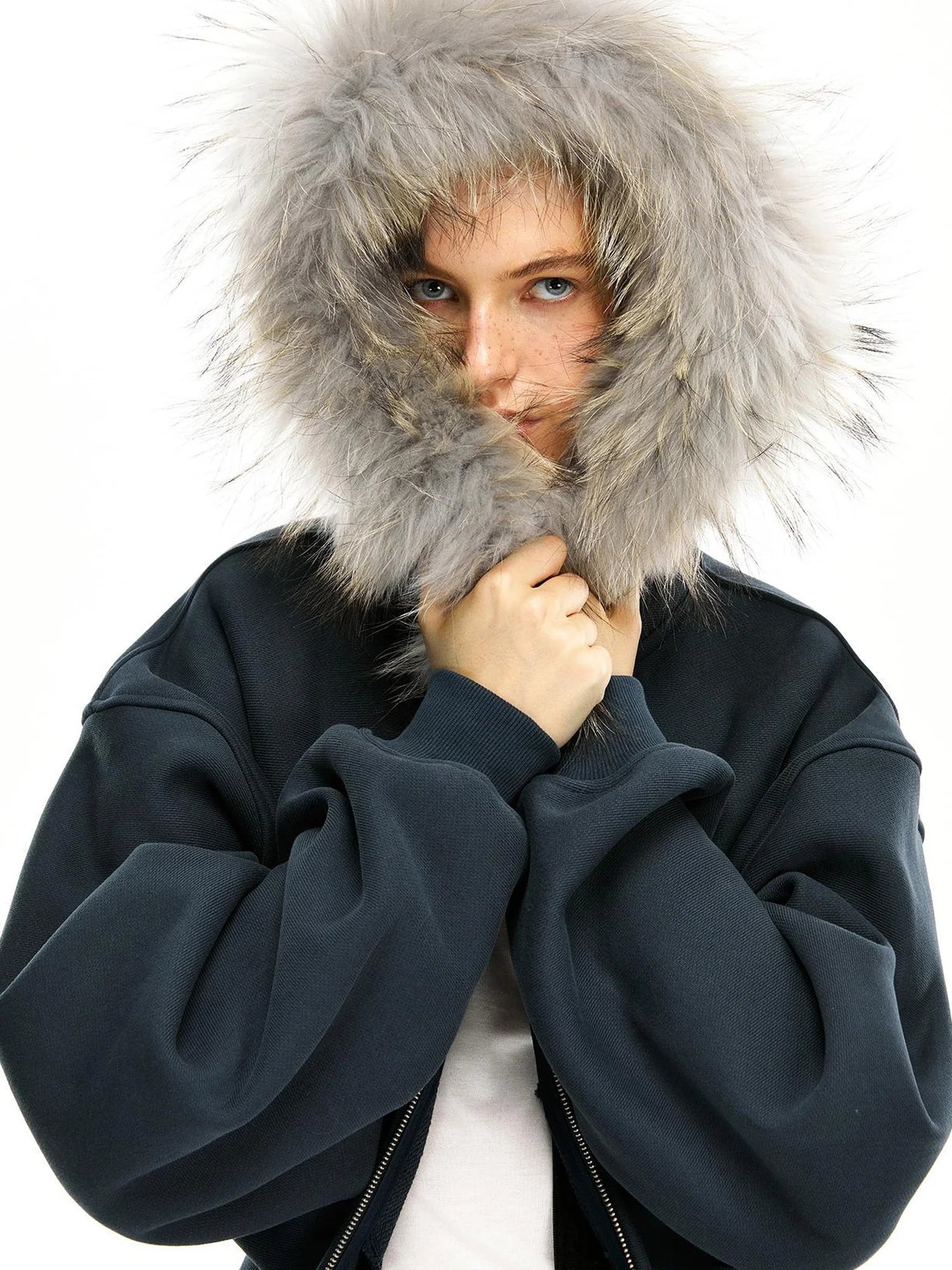 kvkv Faux Fur Hooded Zip Up Cropped Sweatshirt