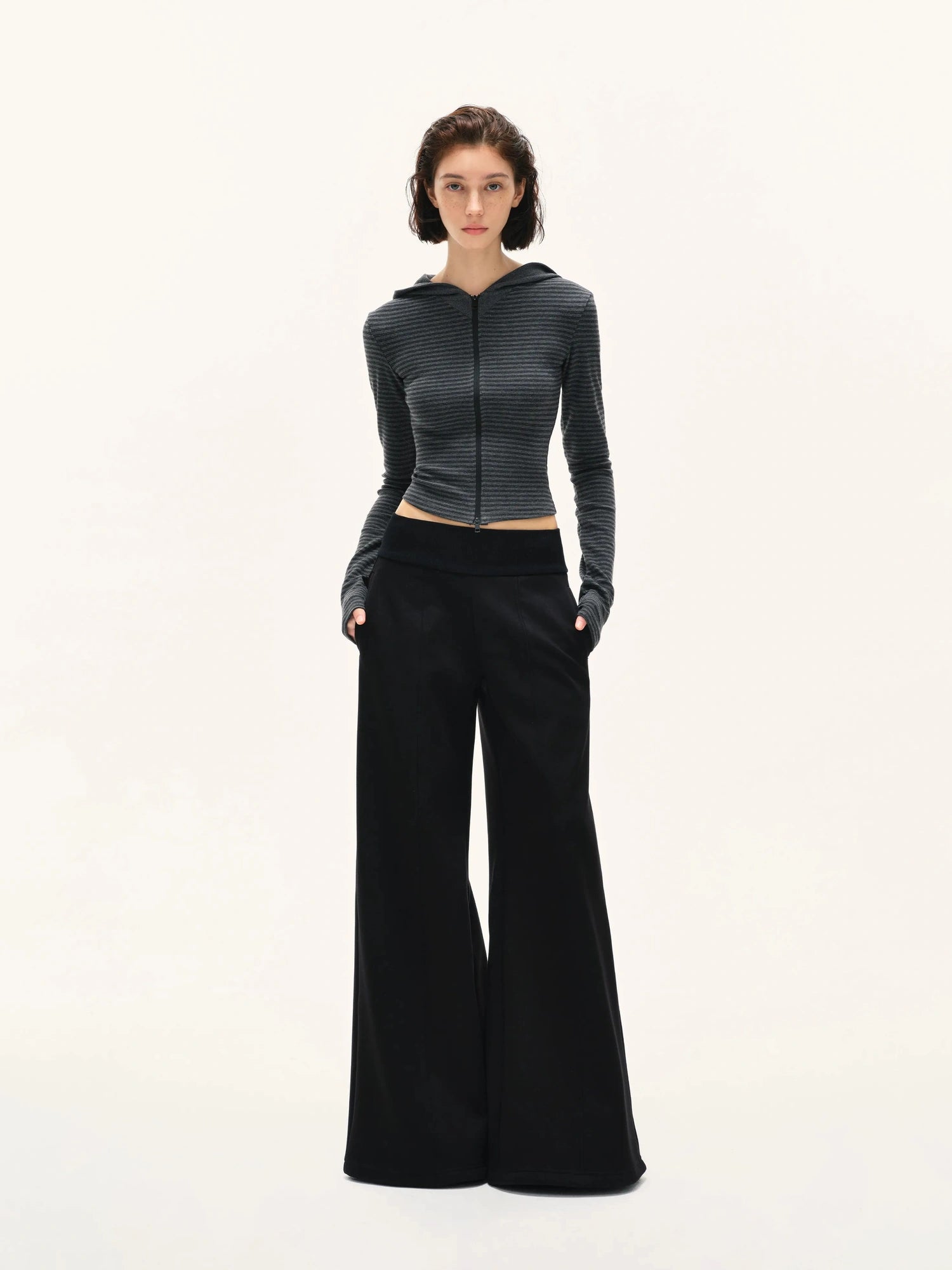 kvkv Fitted Cropped Hoodie With Stripes