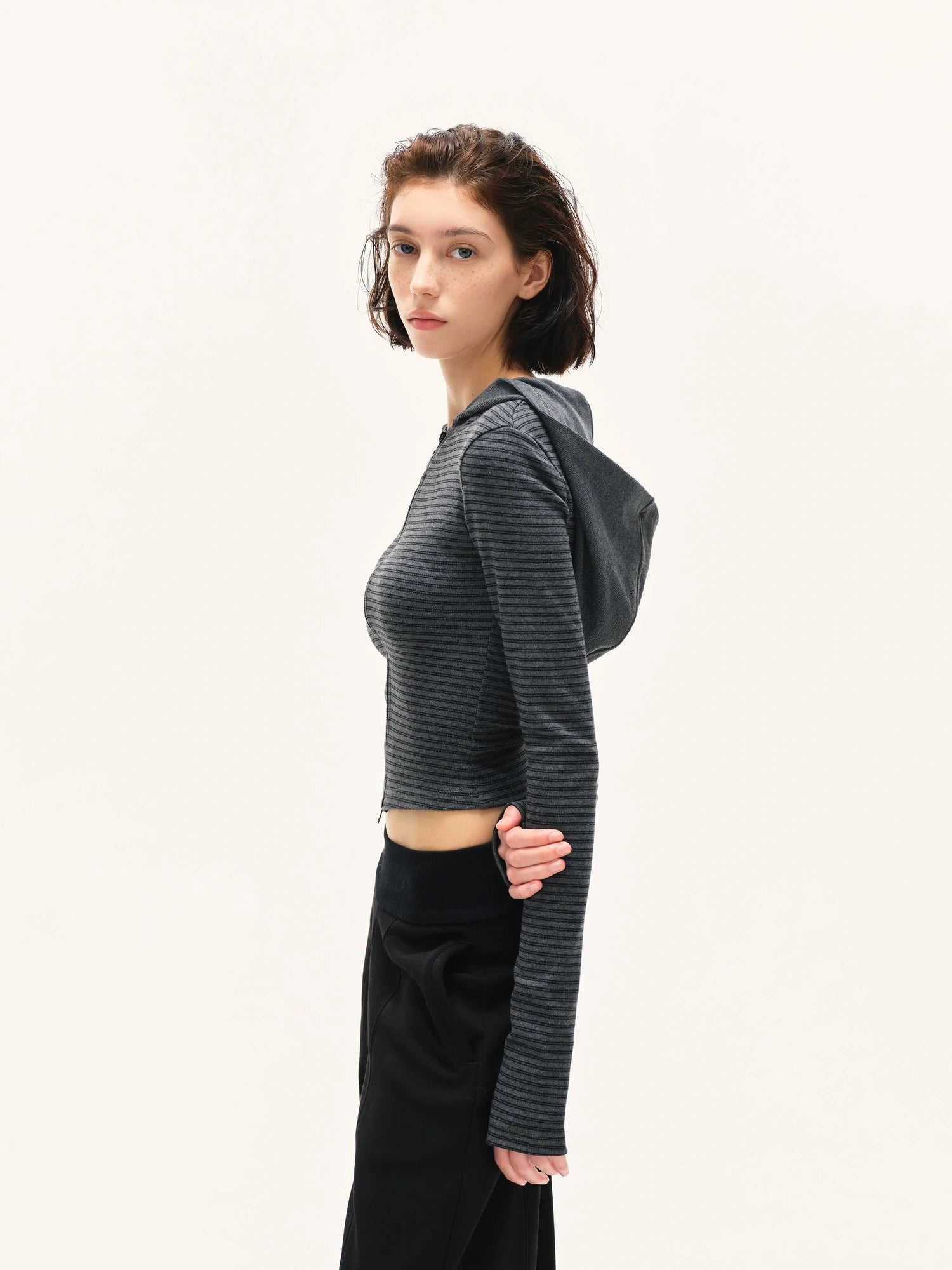kvkv Fitted Cropped Hoodie With Stripes