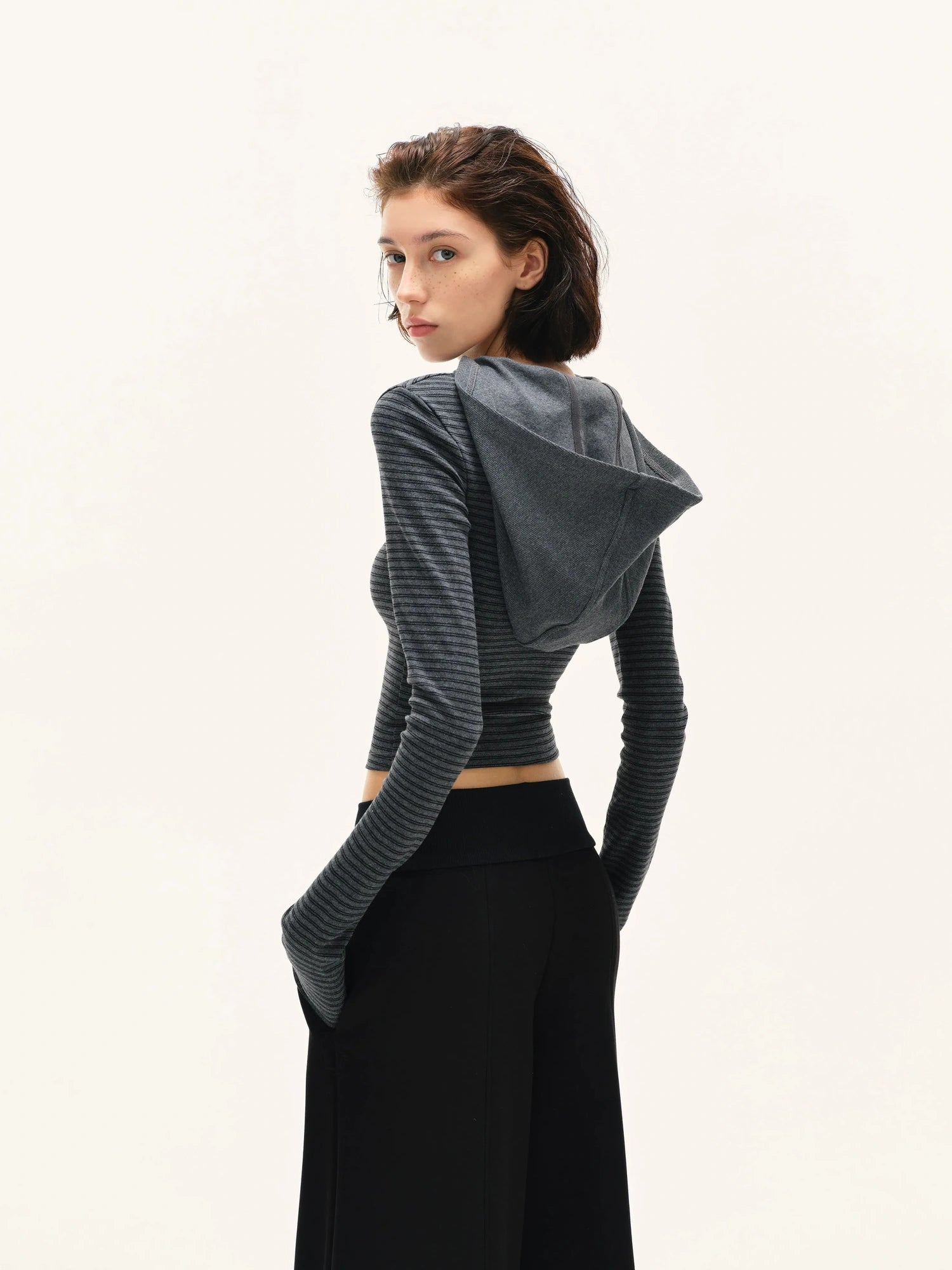 kvkv Fitted Cropped Hoodie With Stripes