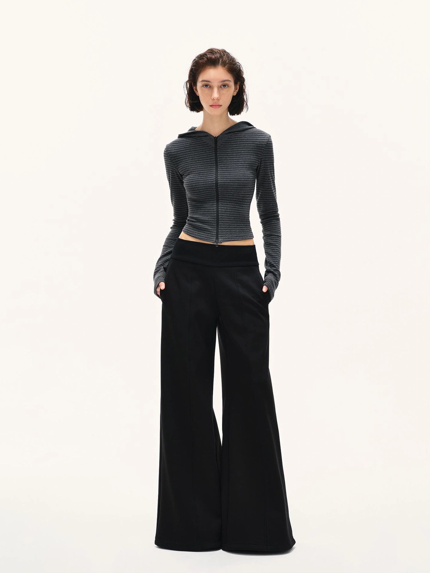 kvkv Fitted Cropped Hoodie With Stripes