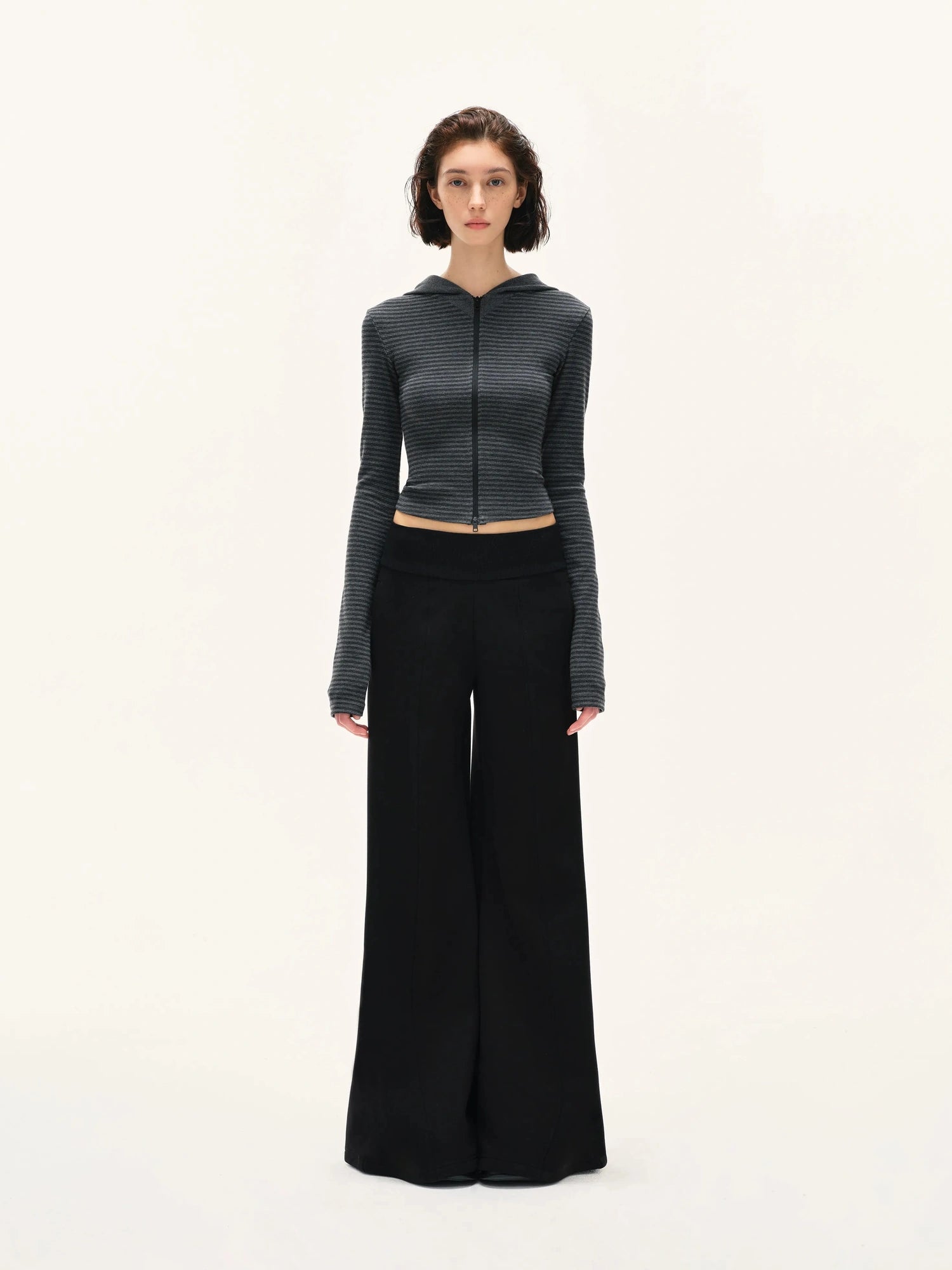 kvkv Fitted Cropped Hoodie With Stripes