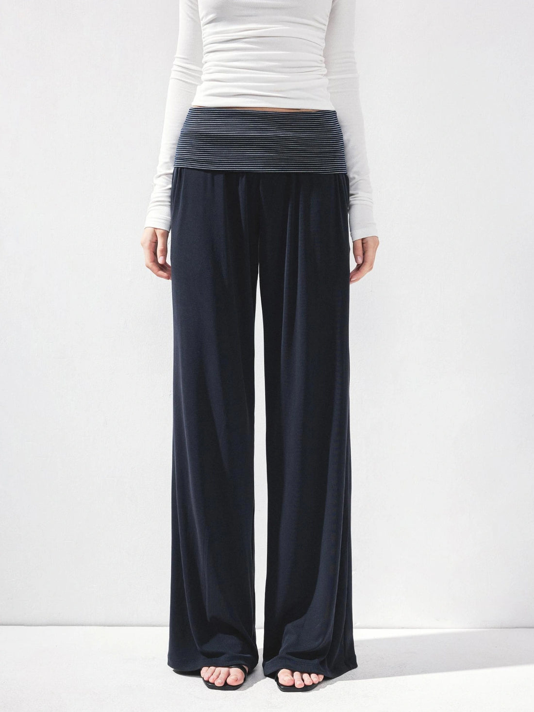 kvkv Fold Waist Stripe Knit Flare Pants
