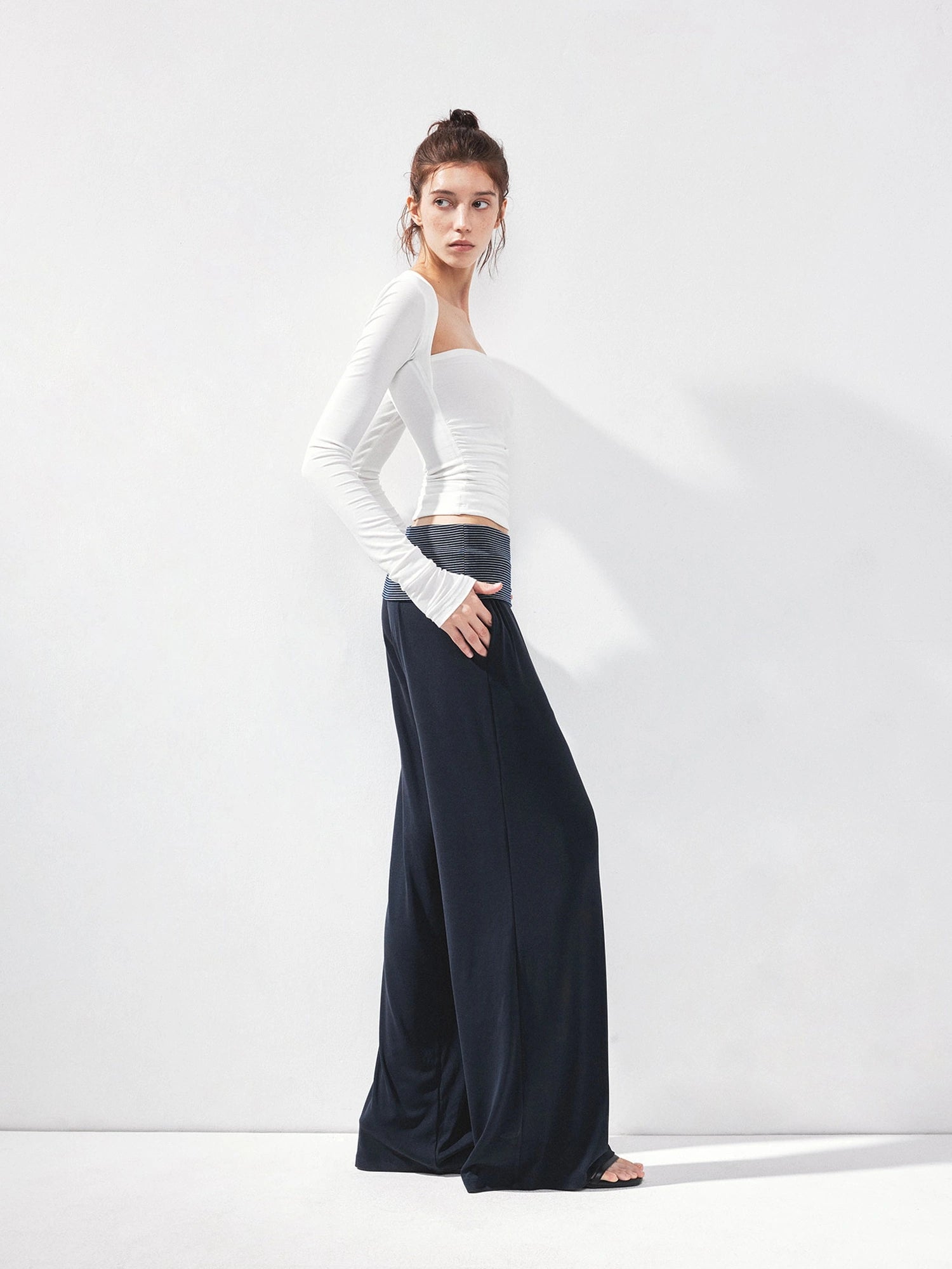 kvkv Fold Waist Stripe Knit Flare Pants