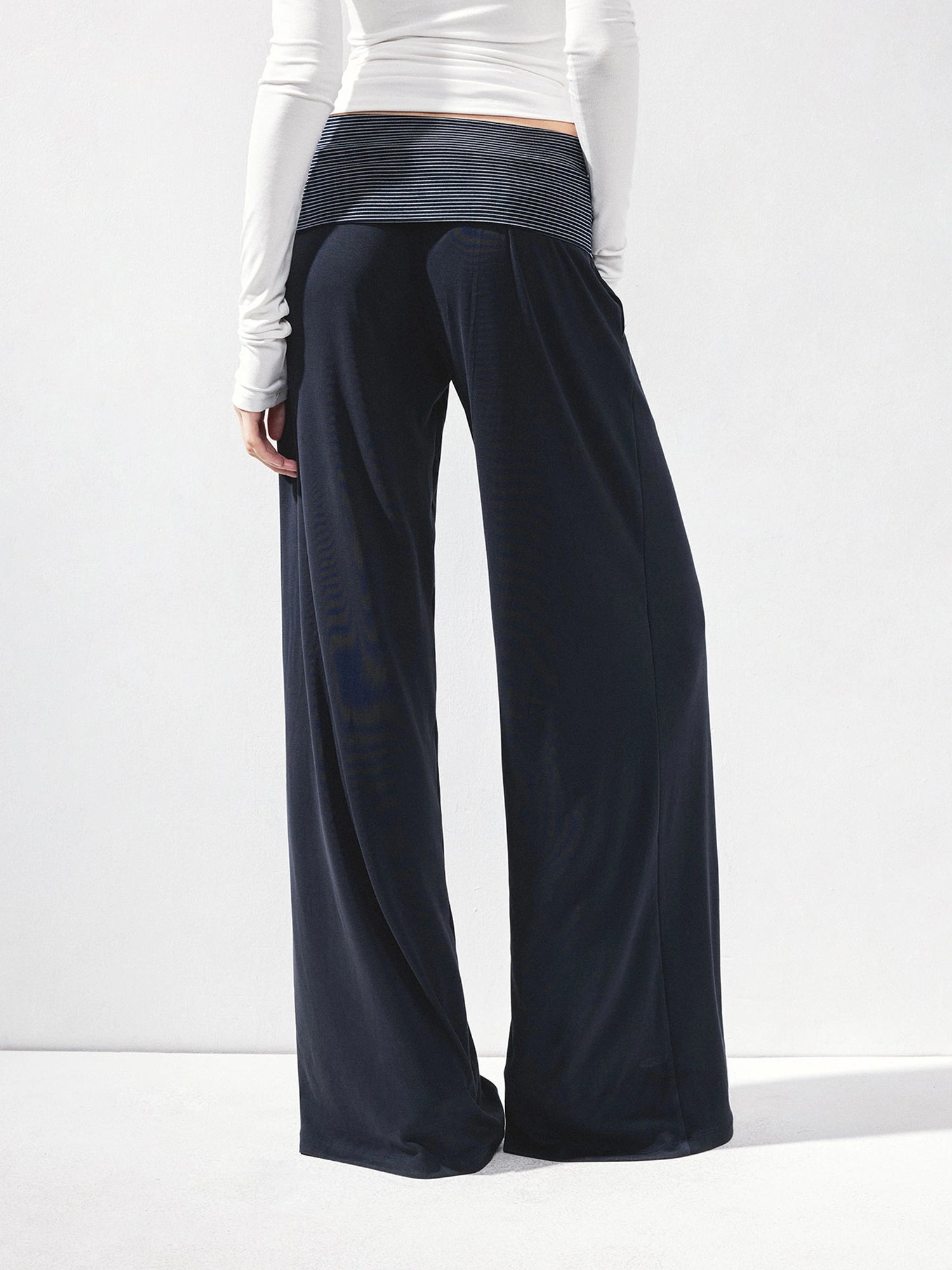 kvkv Fold Waist Stripe Knit Flare Pants