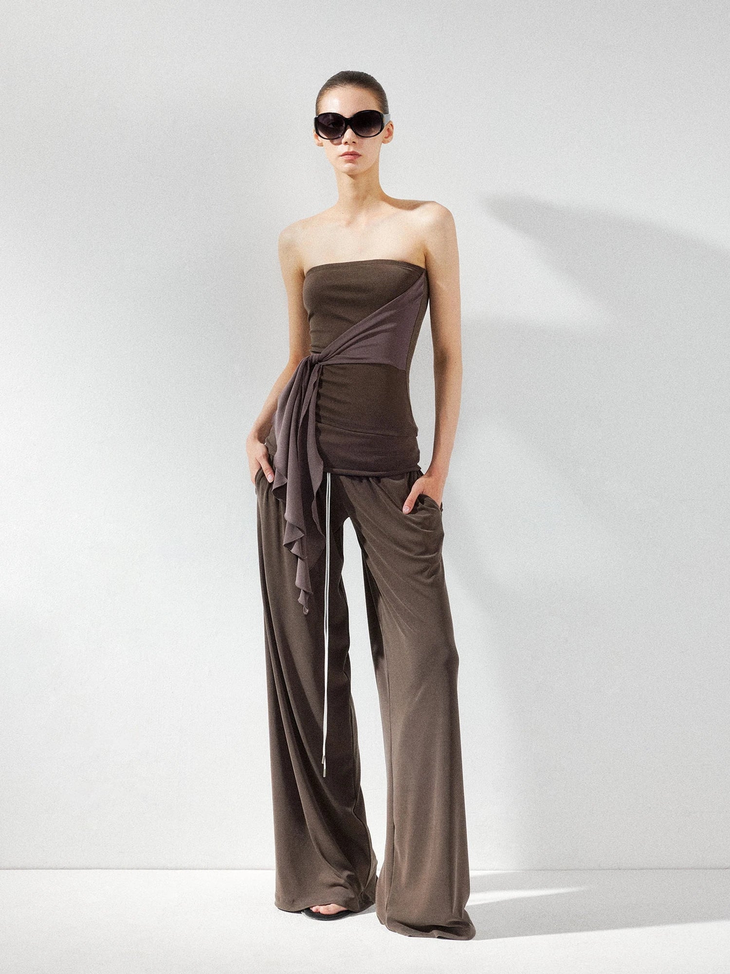 kvkv Gray Brown Ribbed Cut Out Fitted Yoga Top
