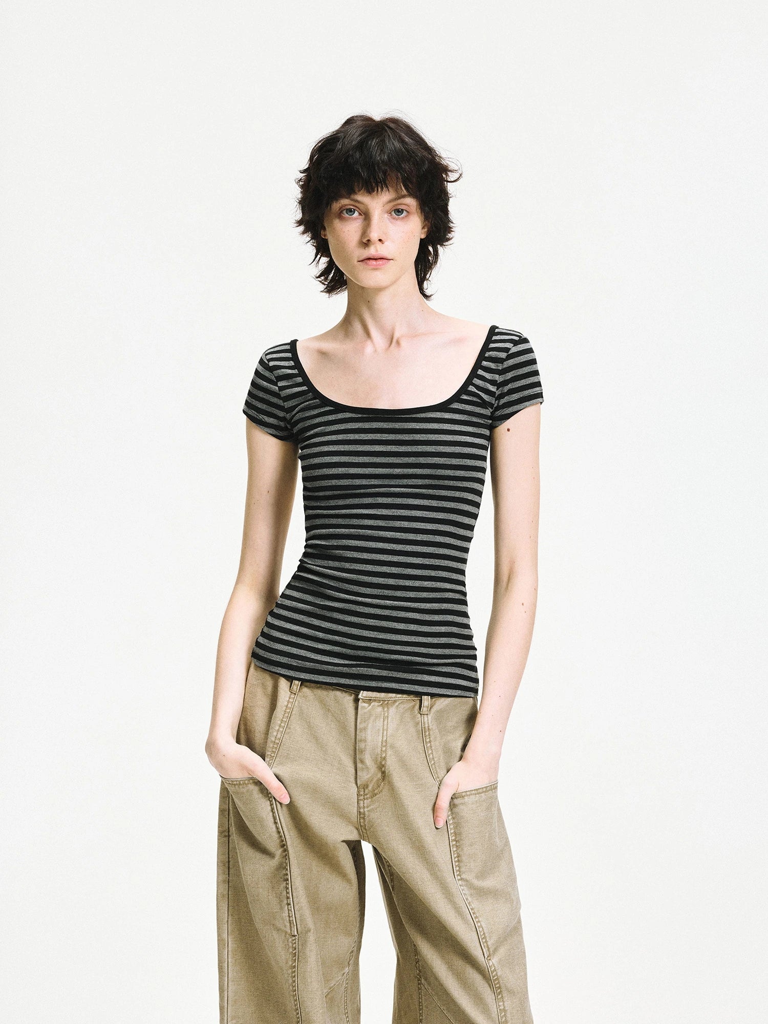 kvkv Gray Stripe Back Cut Fitted Tee