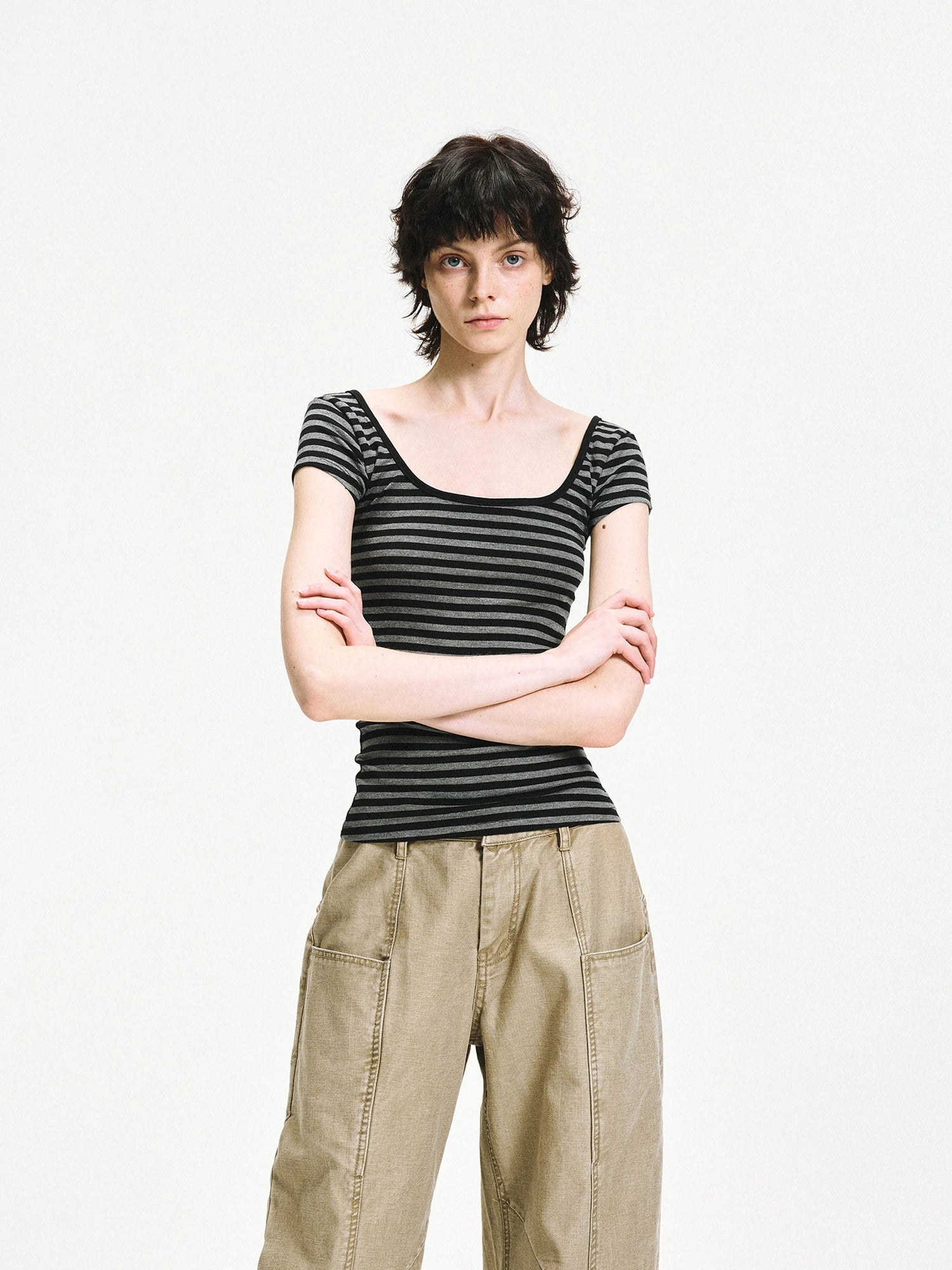 kvkv Gray Stripe Back Cut Fitted Tee