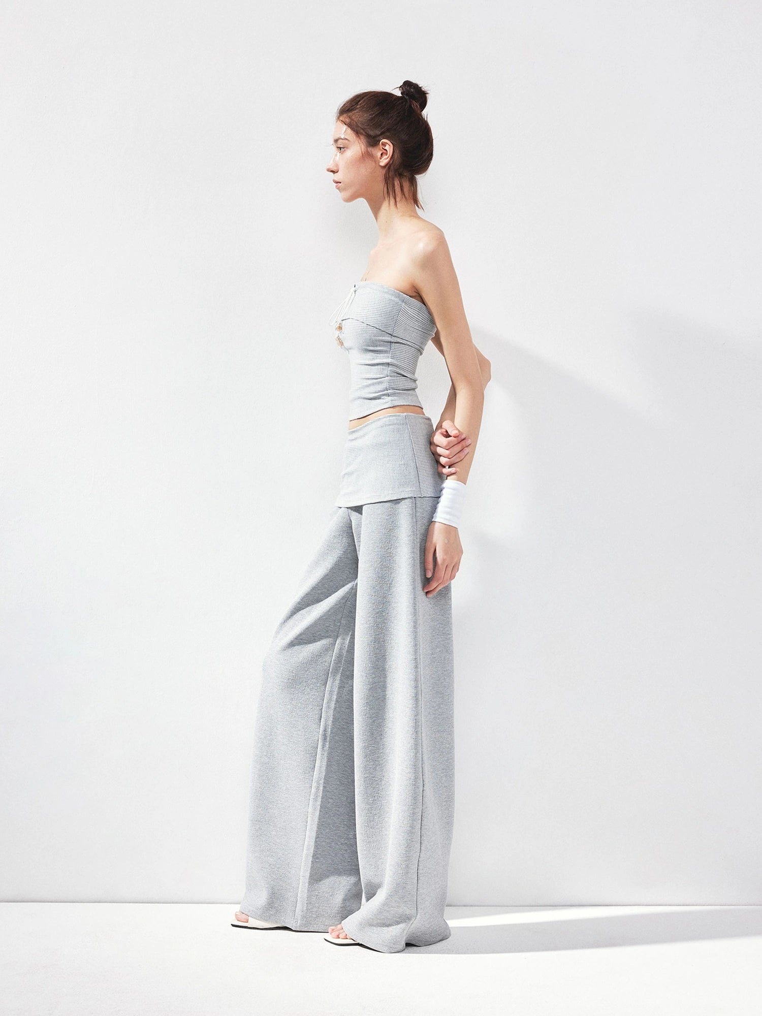 kvkv Gray Striped Fold Over Tie Front Yoga Top