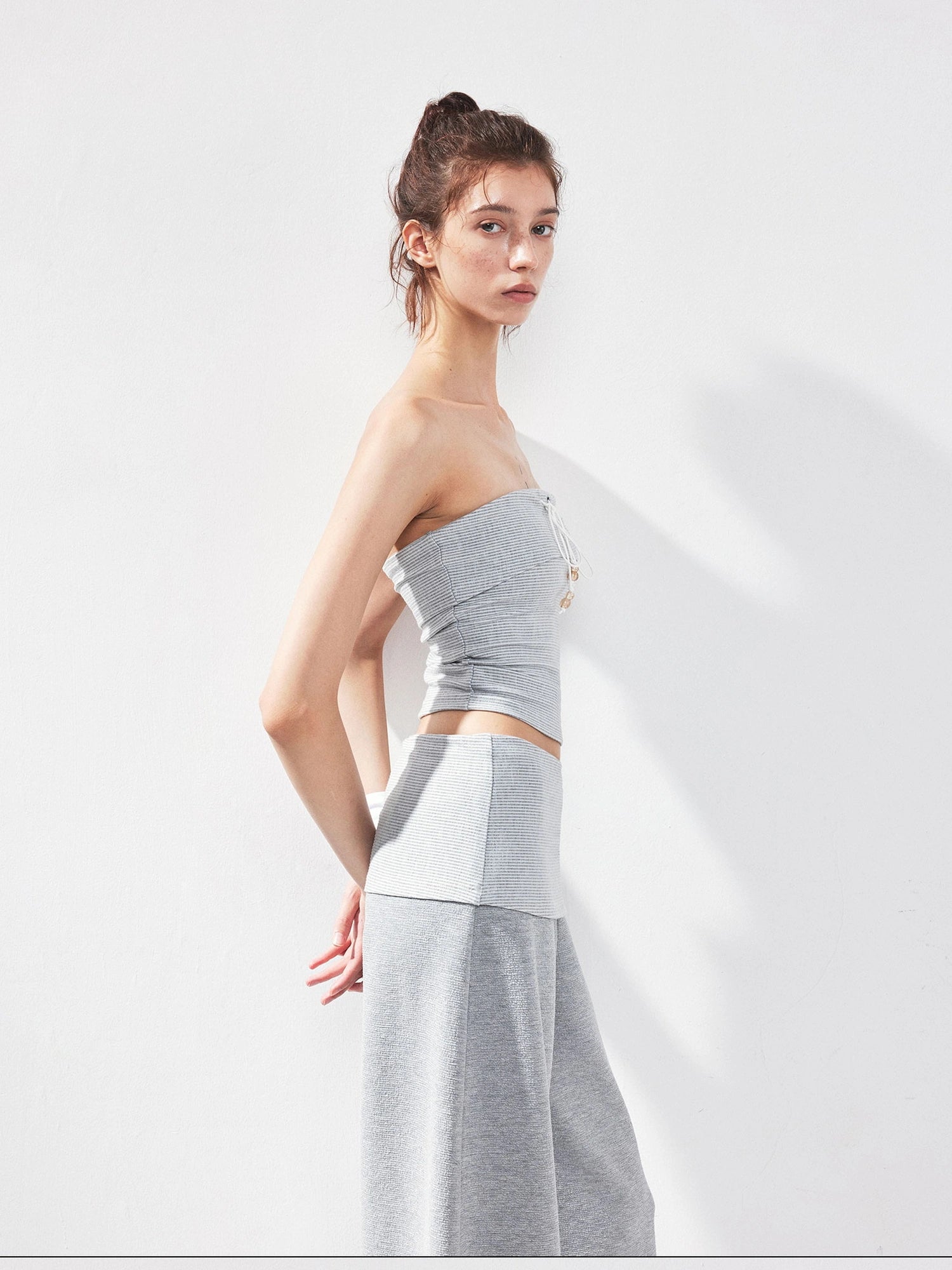kvkv Gray Striped Fold Over Tie Front Yoga Top