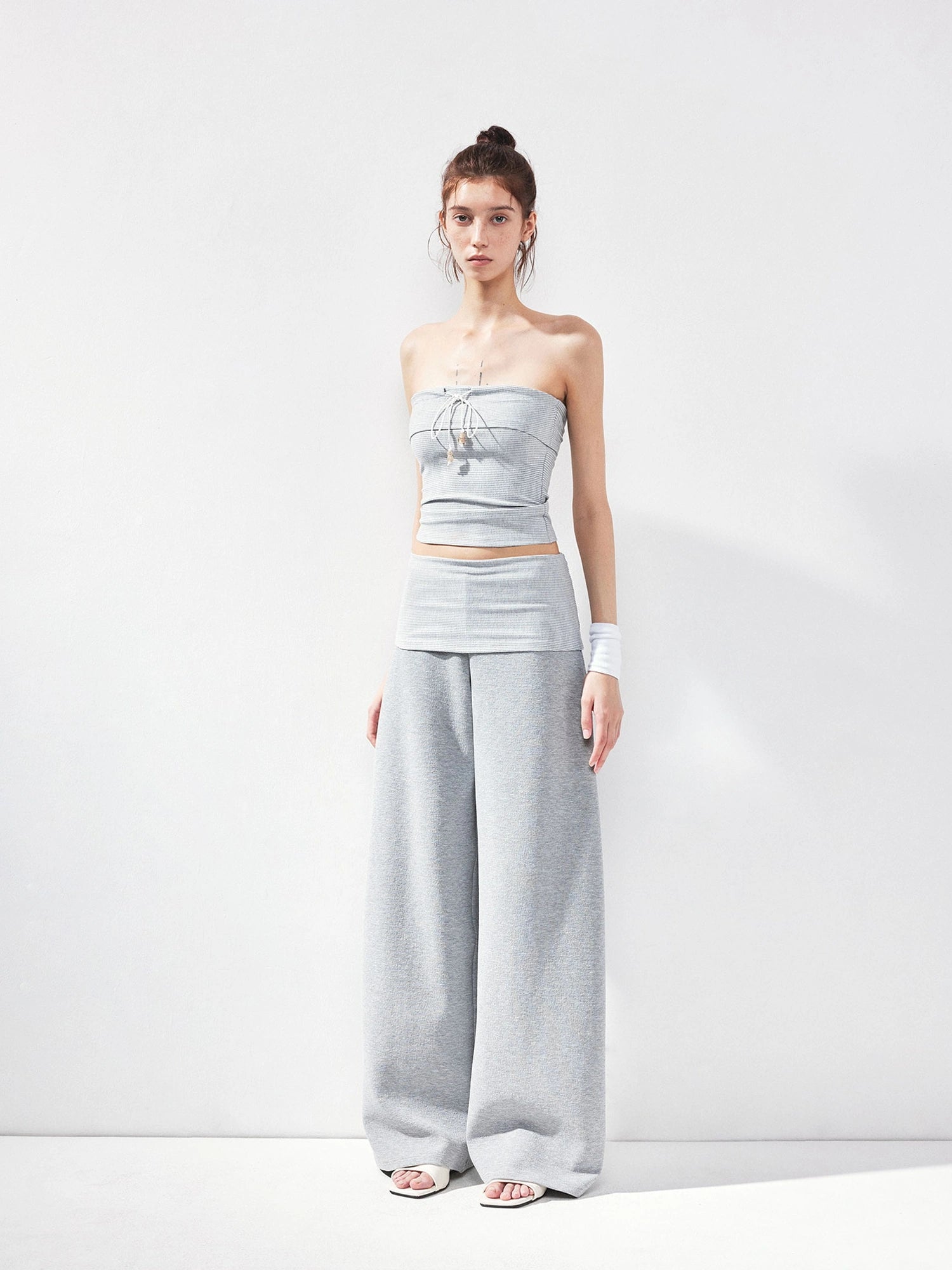 kvkv Gray Striped Fold Over Tie Front Yoga Top
