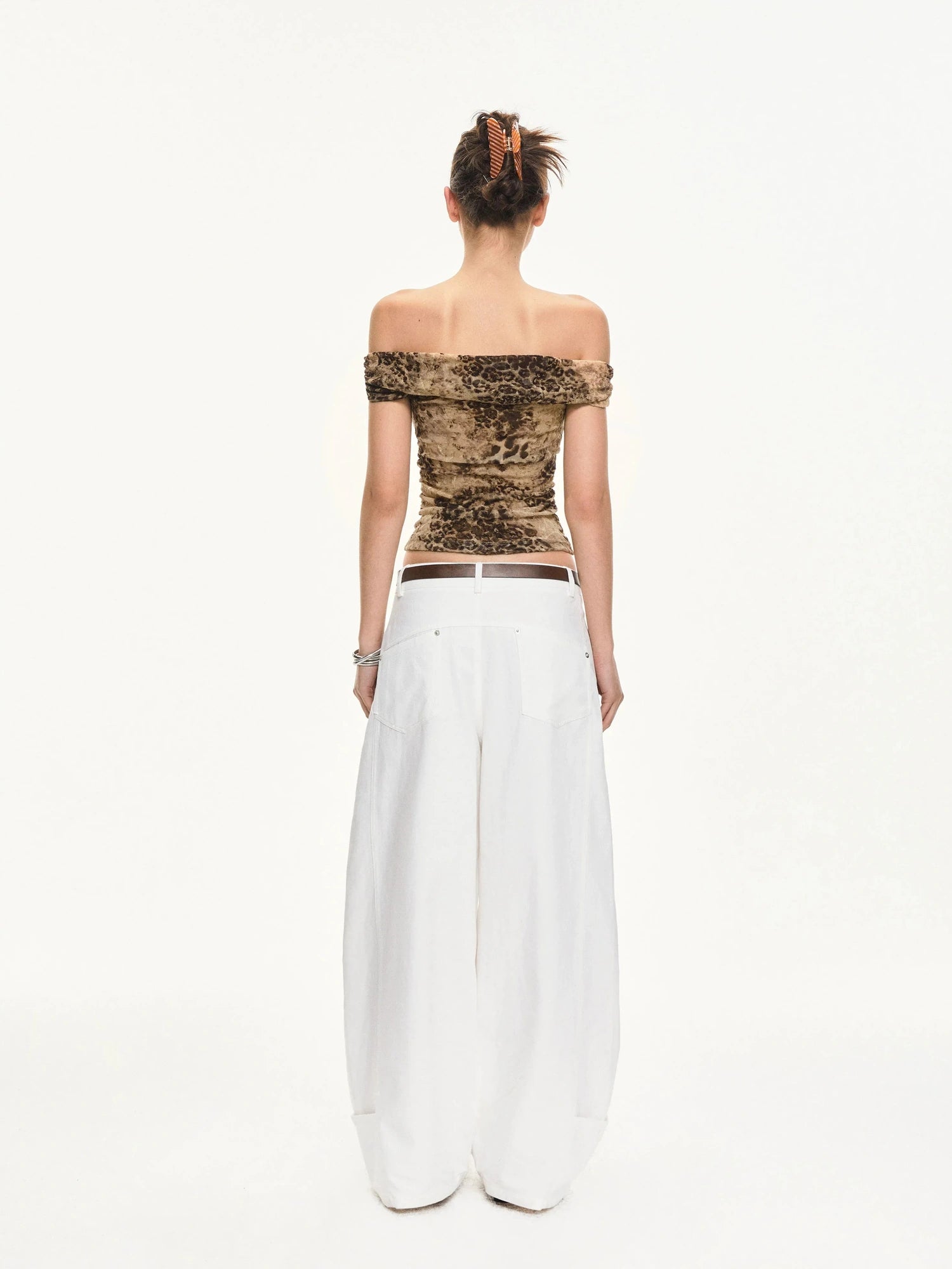 KVKV Yoga Clothing Brand - Leopard Print Off Shoulder Ruffle Top