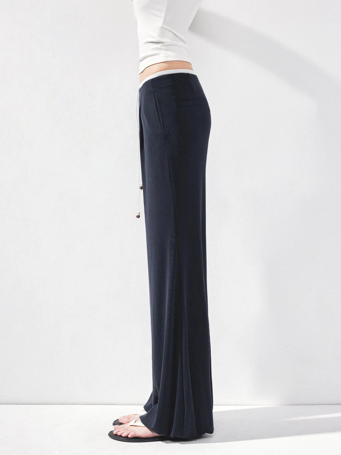 kvkv Liquid Feel Wide Leg Drawstring Ankle Pants
