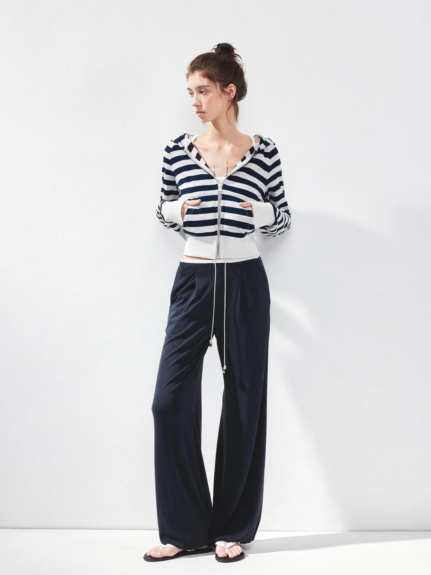 kvkv Liquid Feel Wide Leg Drawstring Ankle Pants
