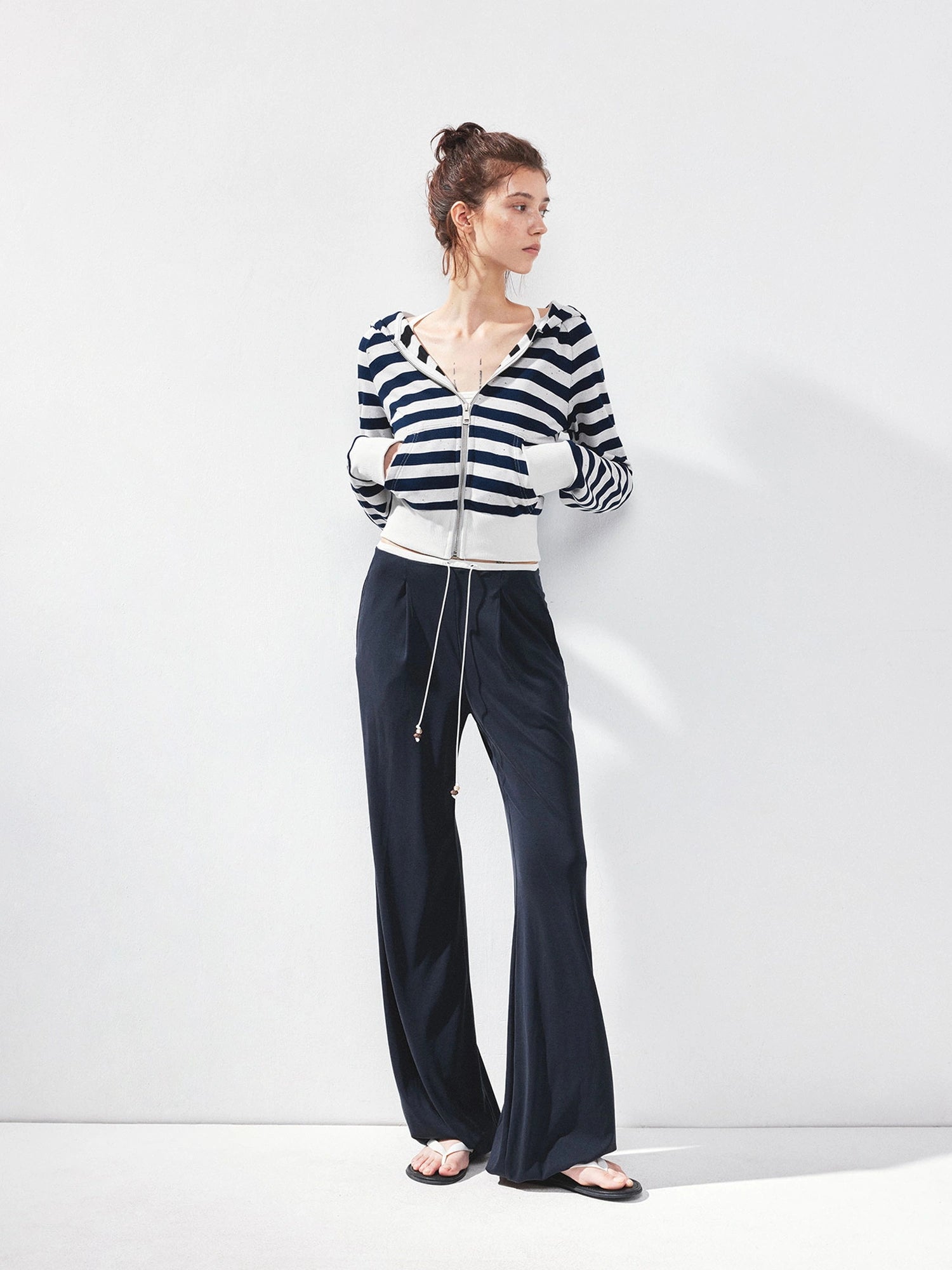 kvkv Liquid Feel Wide Leg Drawstring Ankle Pants