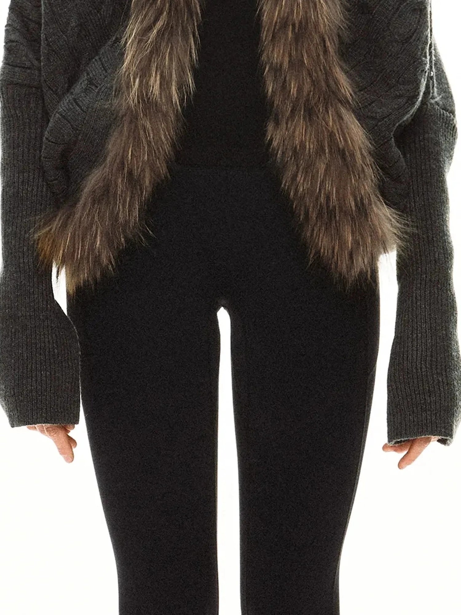 kvkv Long Fur Collar Knit Cardigan