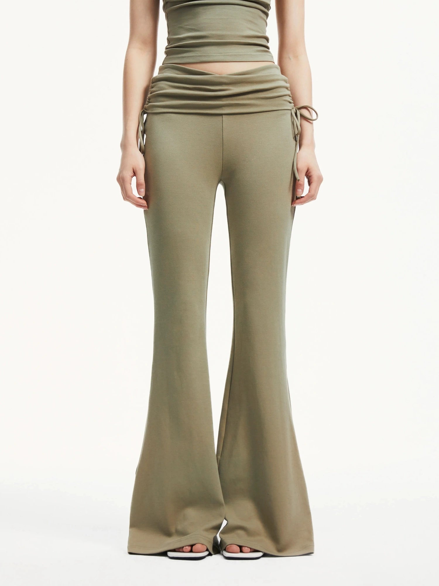 kvkv Low Rise Belted Gather Flare Pants