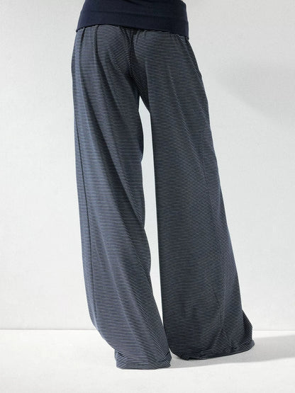 kvkv Low Rise Flared Yoga Pants With Folded Waist