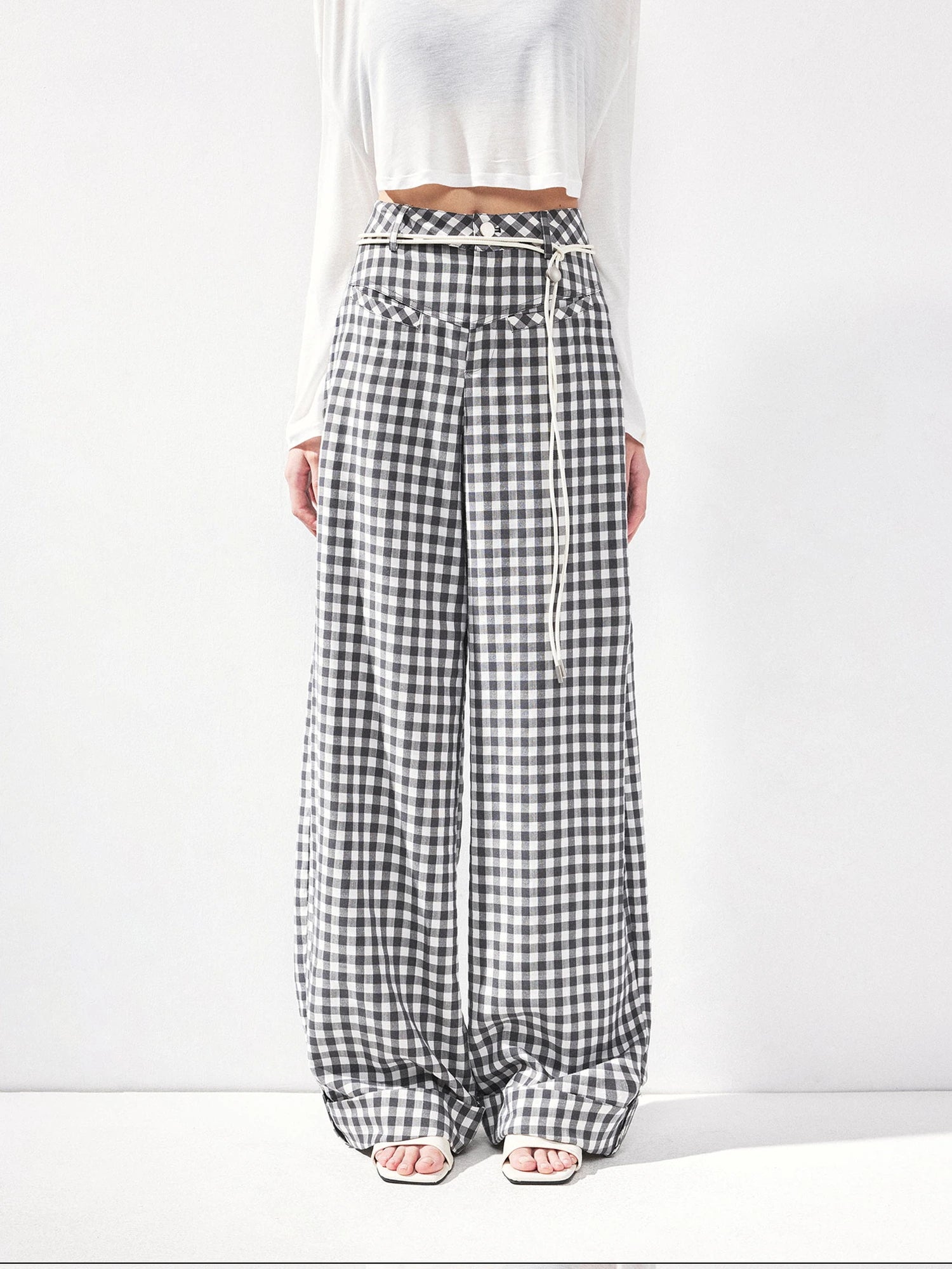 kvkv Low Waist Textured Check Wide Leg Trousers