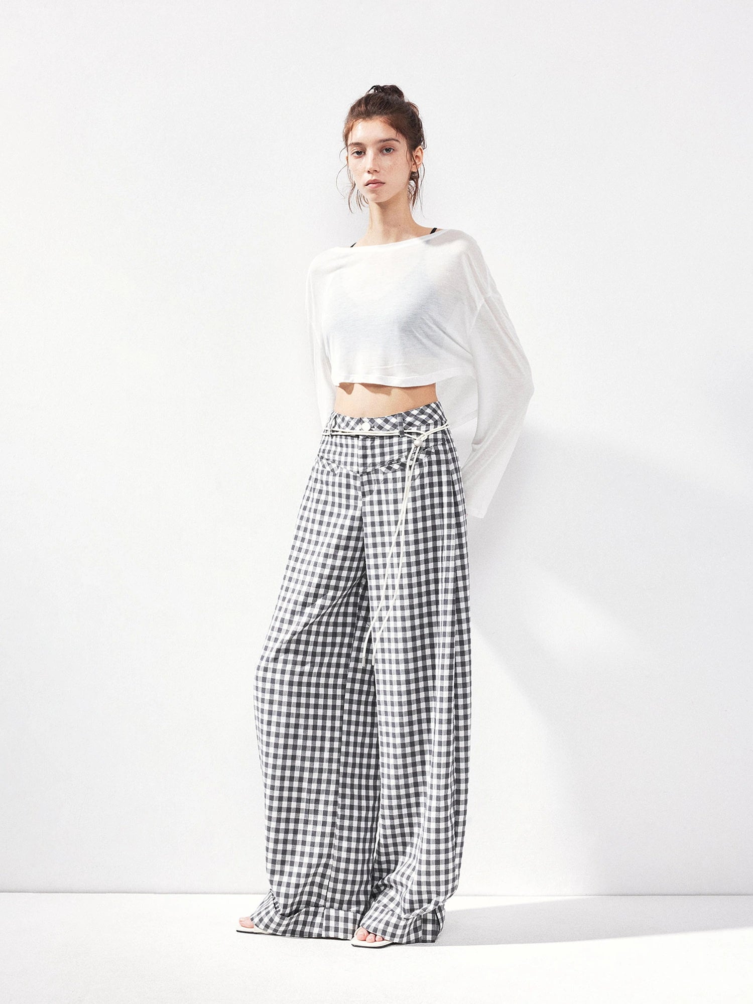 kvkv Low Waist Textured Check Wide Leg Trousers