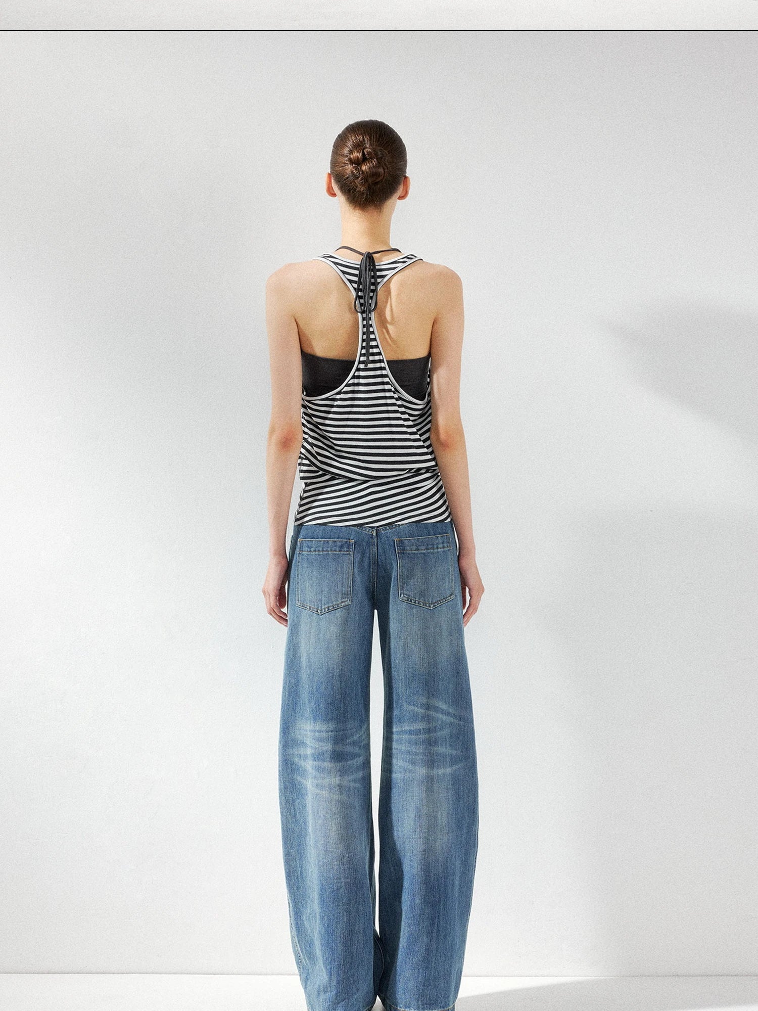 kvkv Low Waist Whisker Wash Relaxed Straight Jeans