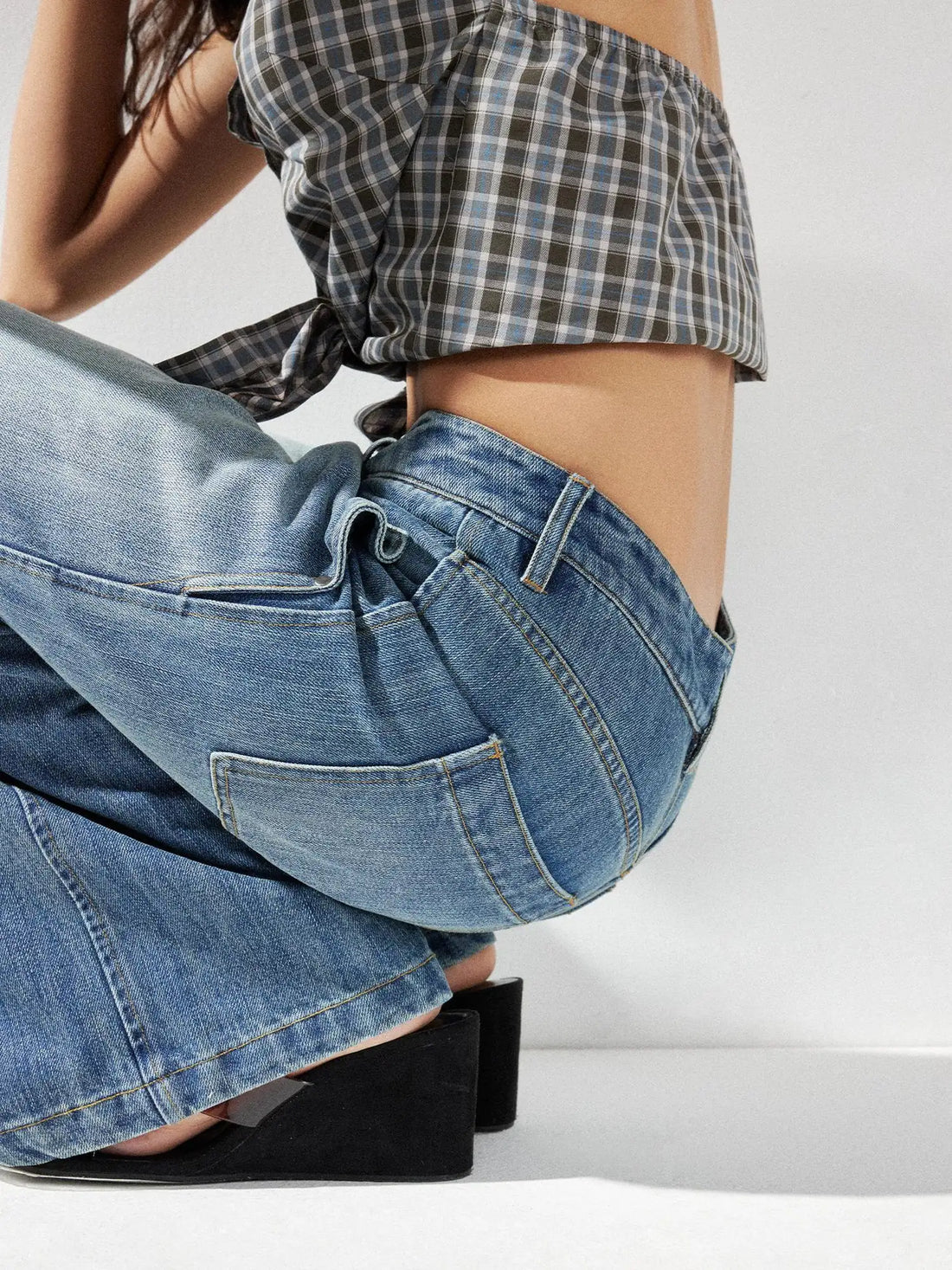 kvkv Low Waist Whisker Wash Relaxed Straight Jeans