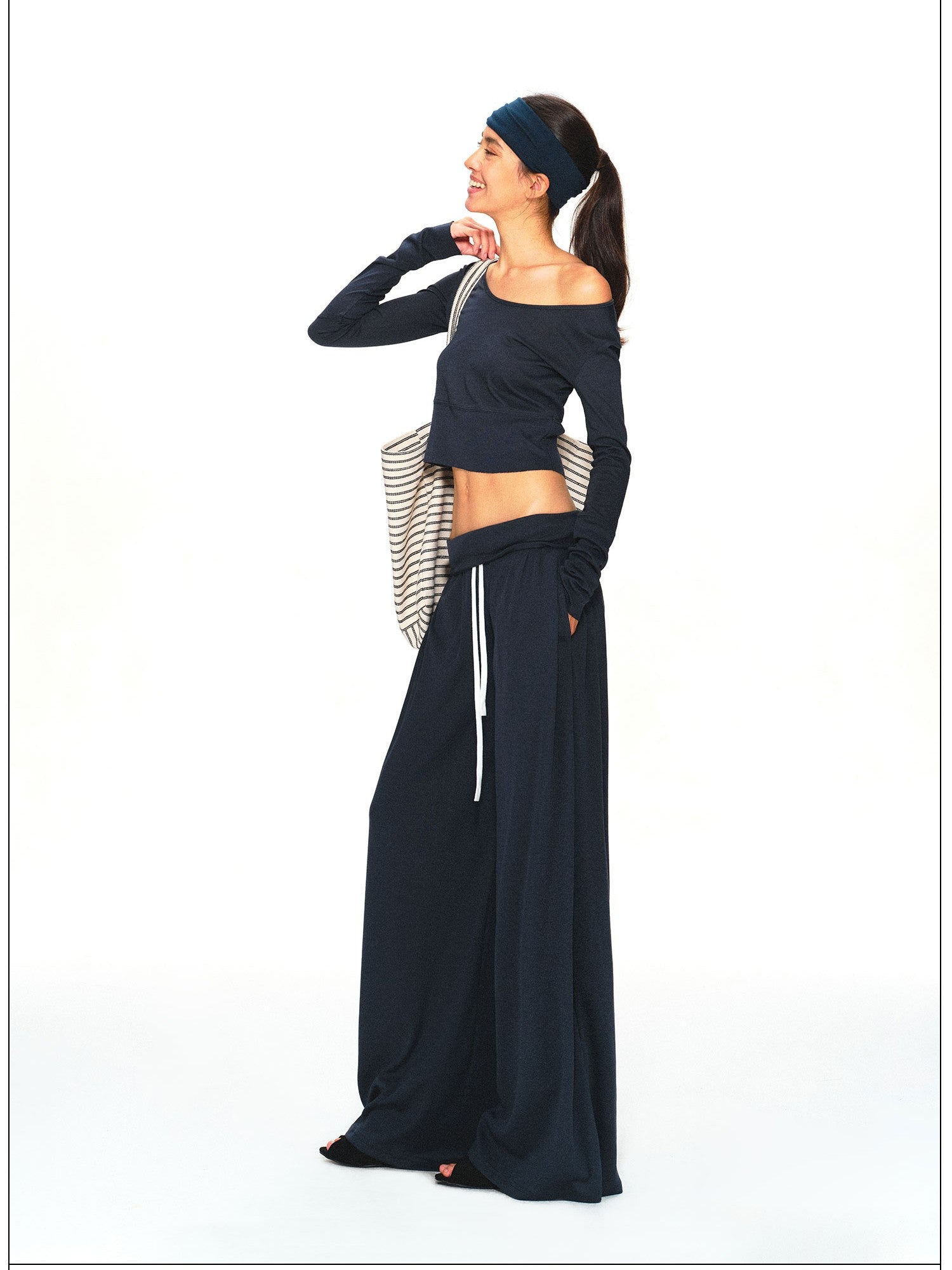 kvkv Navy Relaxed Straight Wide Waist Women&