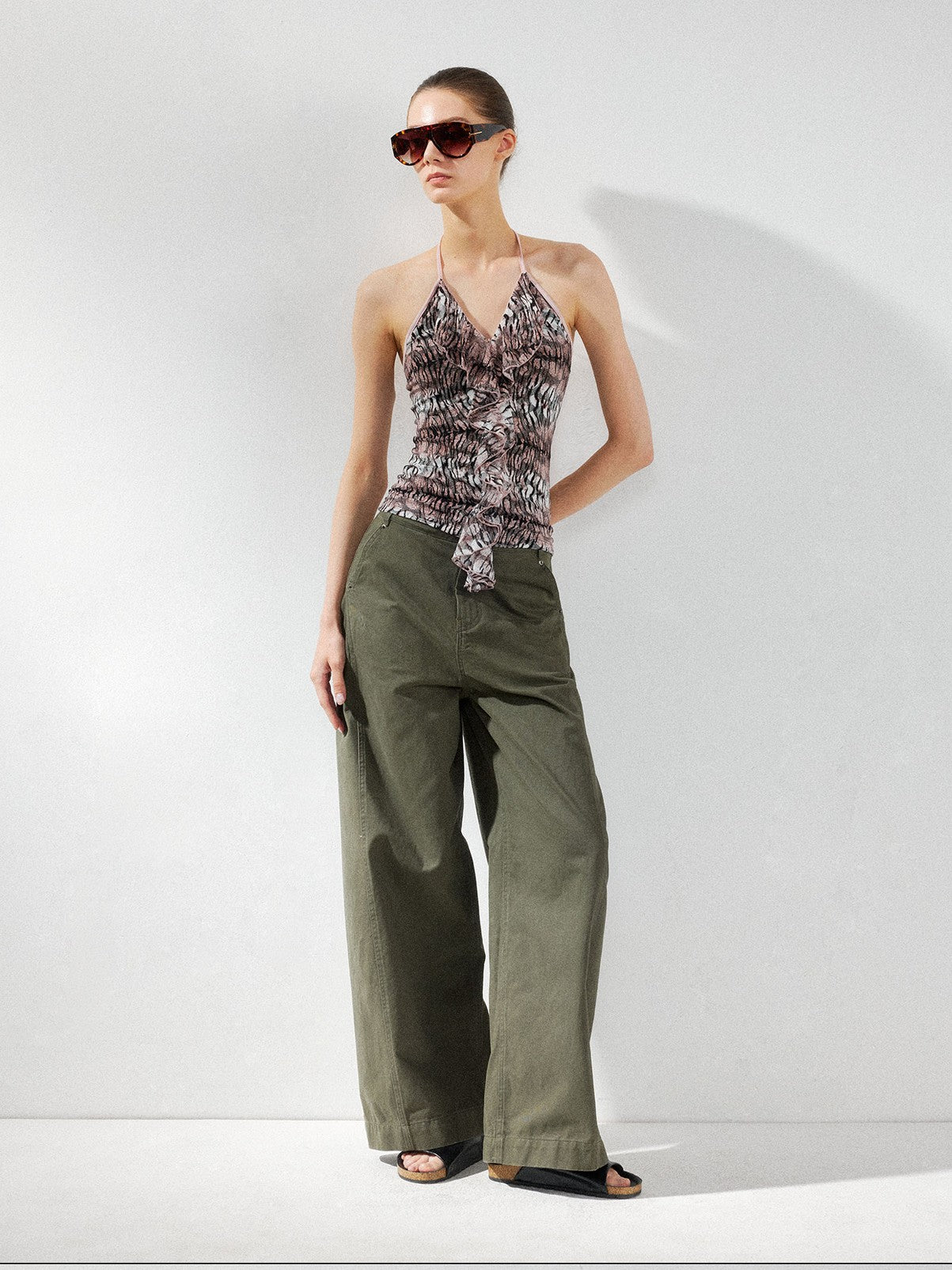 kvkv Pink Leopard Print V-neck Ruffle Slim Fit Women&