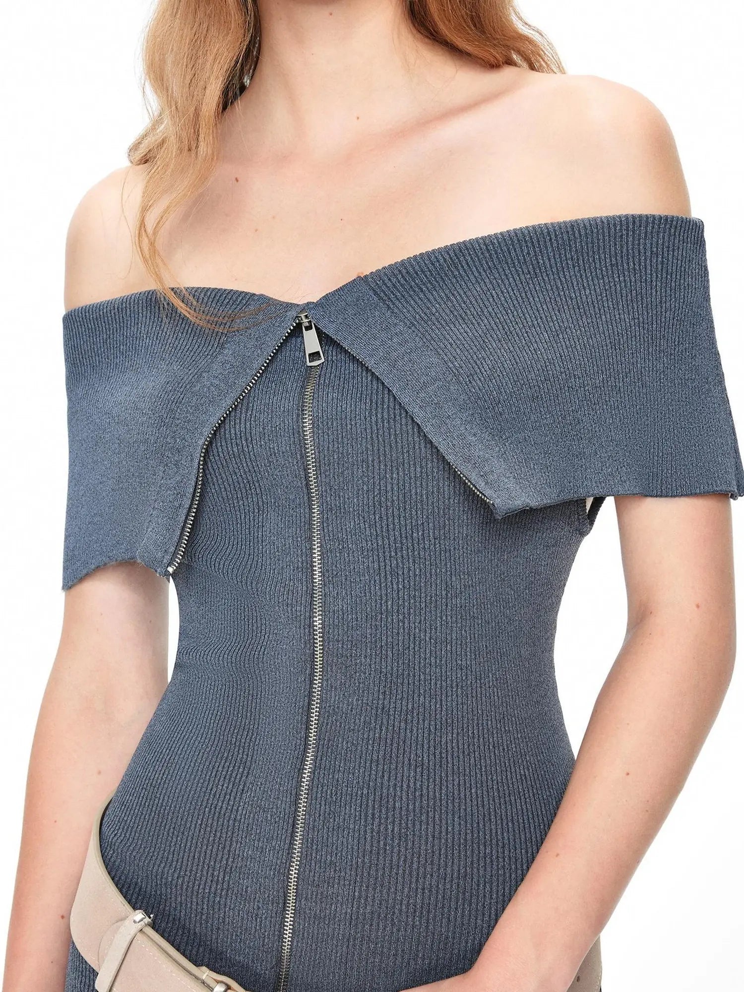 kvkv Retro Knit Zip Up Crop Top