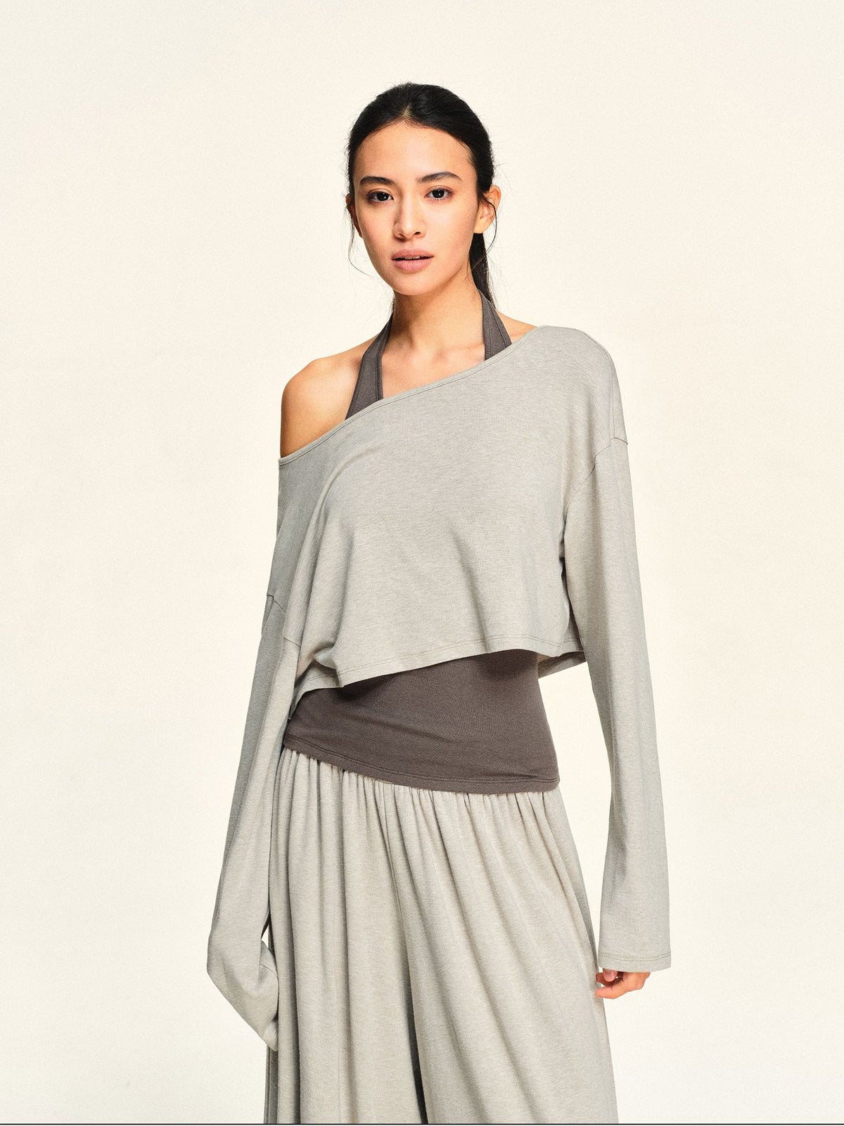 kvkv Reversible Slit Cropped Halter Neck Women&