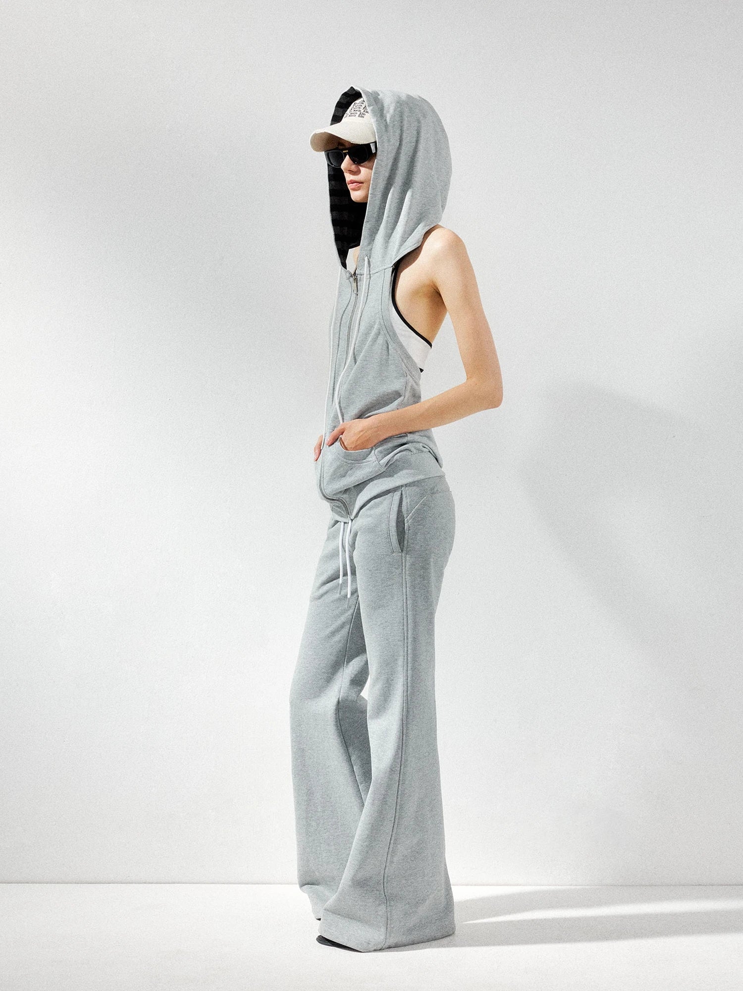 kvkv Ribbed Sleeveless Hooded Zip Back Tank Sweatshirt