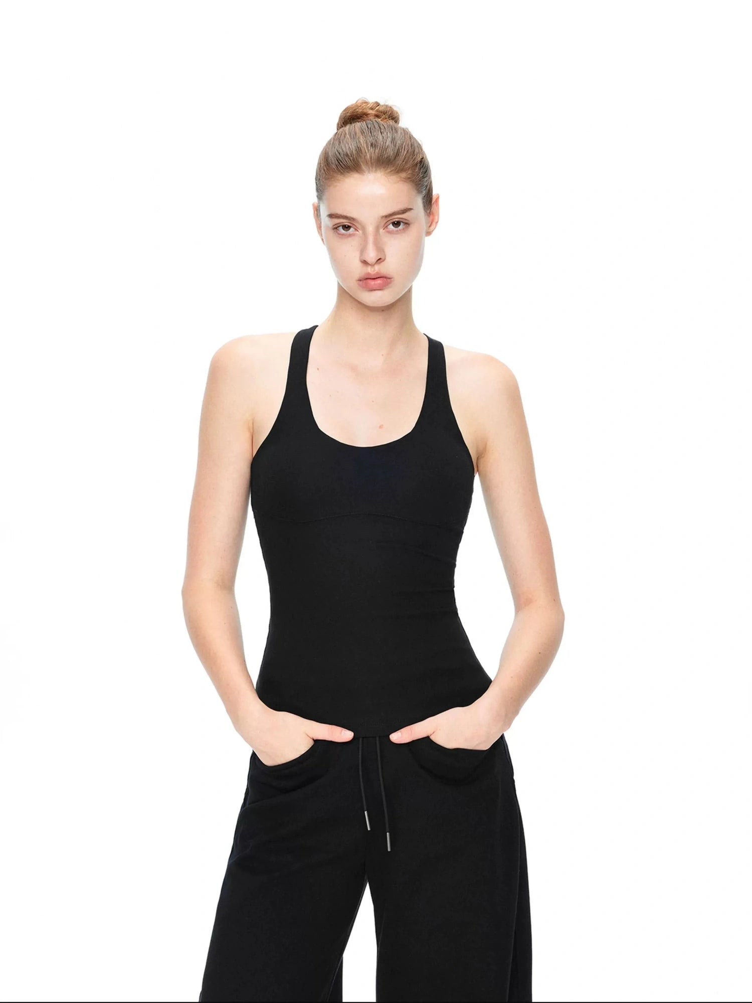 kvkv Sleek Strappy Yoga Tank With Removable Padding
