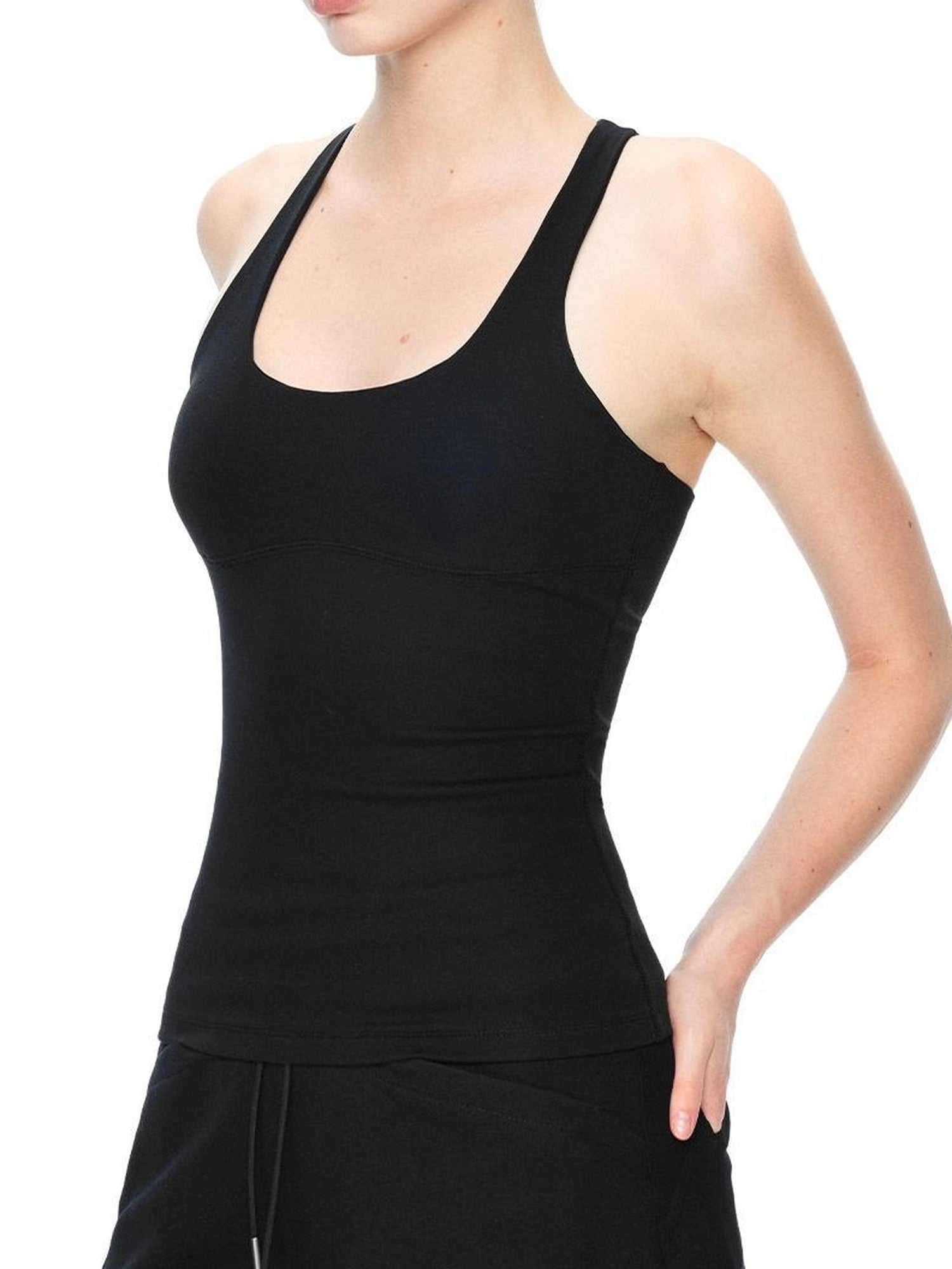 kvkv Sleek Strappy Yoga Tank With Removable Padding