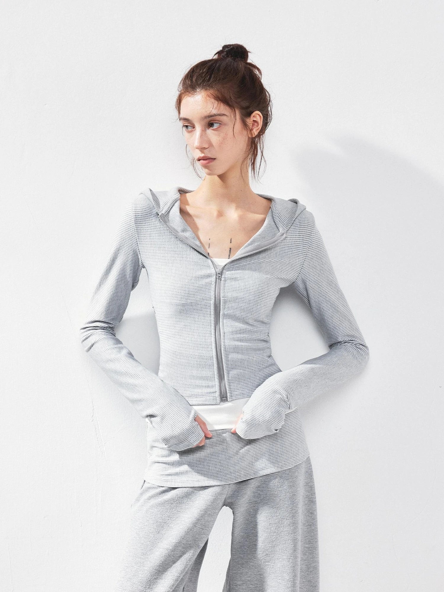 kvkv Slim Fit Zip Up Hoodie With Contrast Stripes