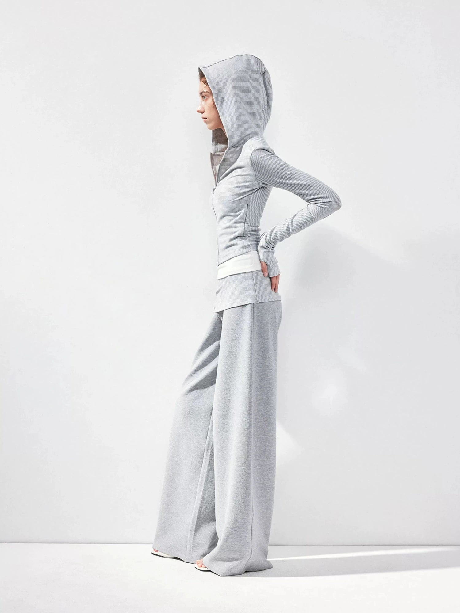 kvkv Slim Fit Zip Up Hoodie With Contrast Stripes